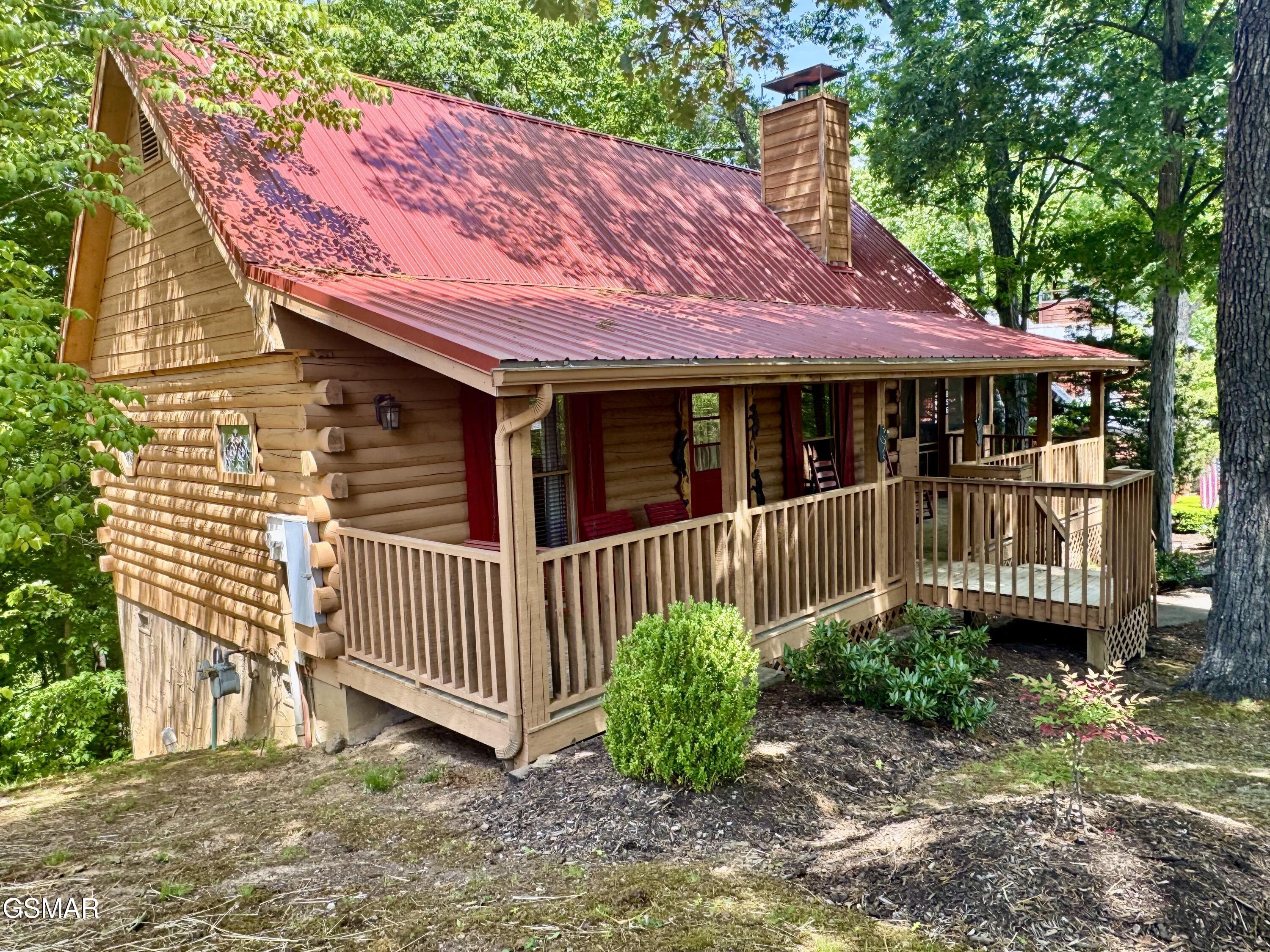 856 Bear Run Way Sevierville TN 37862