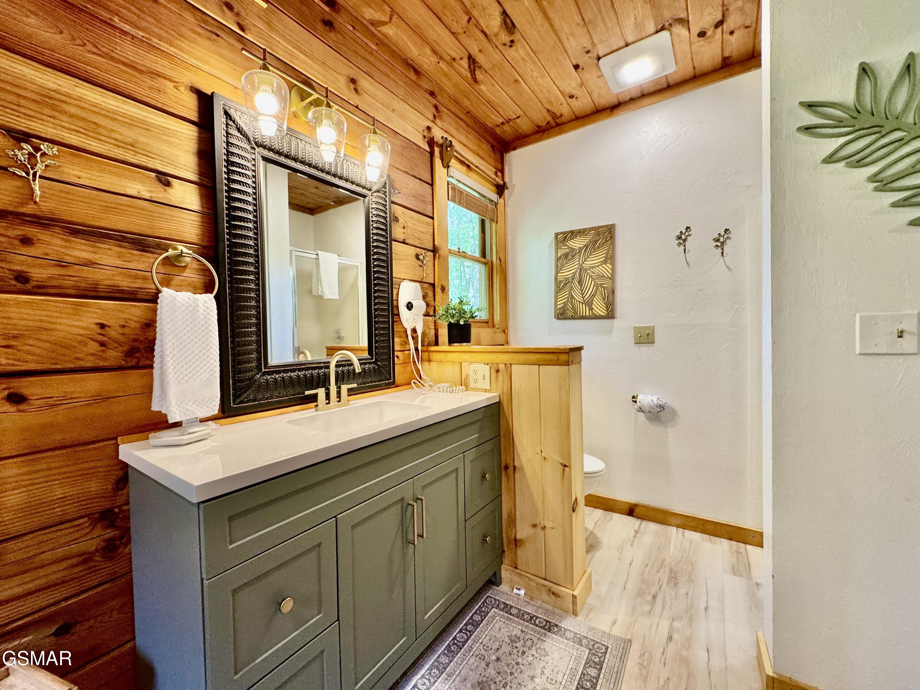 856 Bear Run Way Sevierville TN 37862