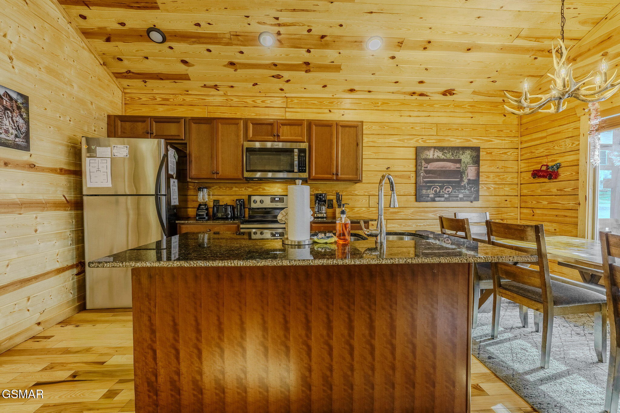 221 Forrest Loop Way Gatlinburg TN 37738