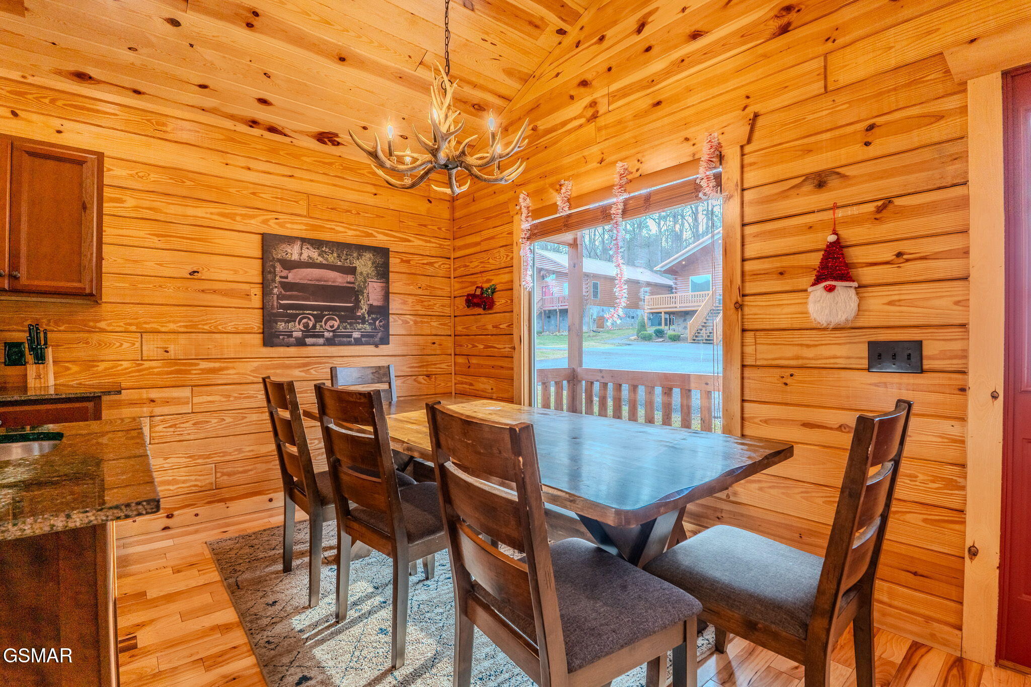 221 Forrest Loop Way Gatlinburg TN 37738