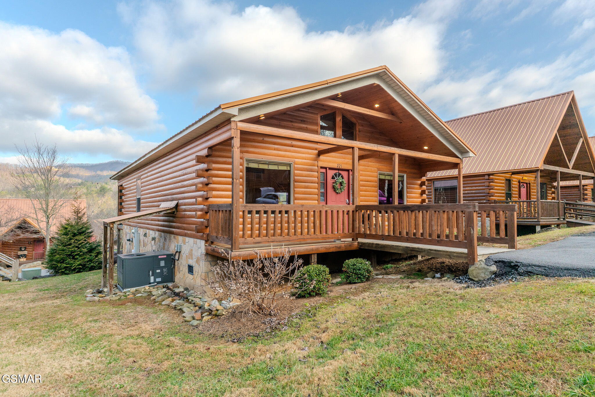 221 Forrest Loop Way Gatlinburg TN 37738