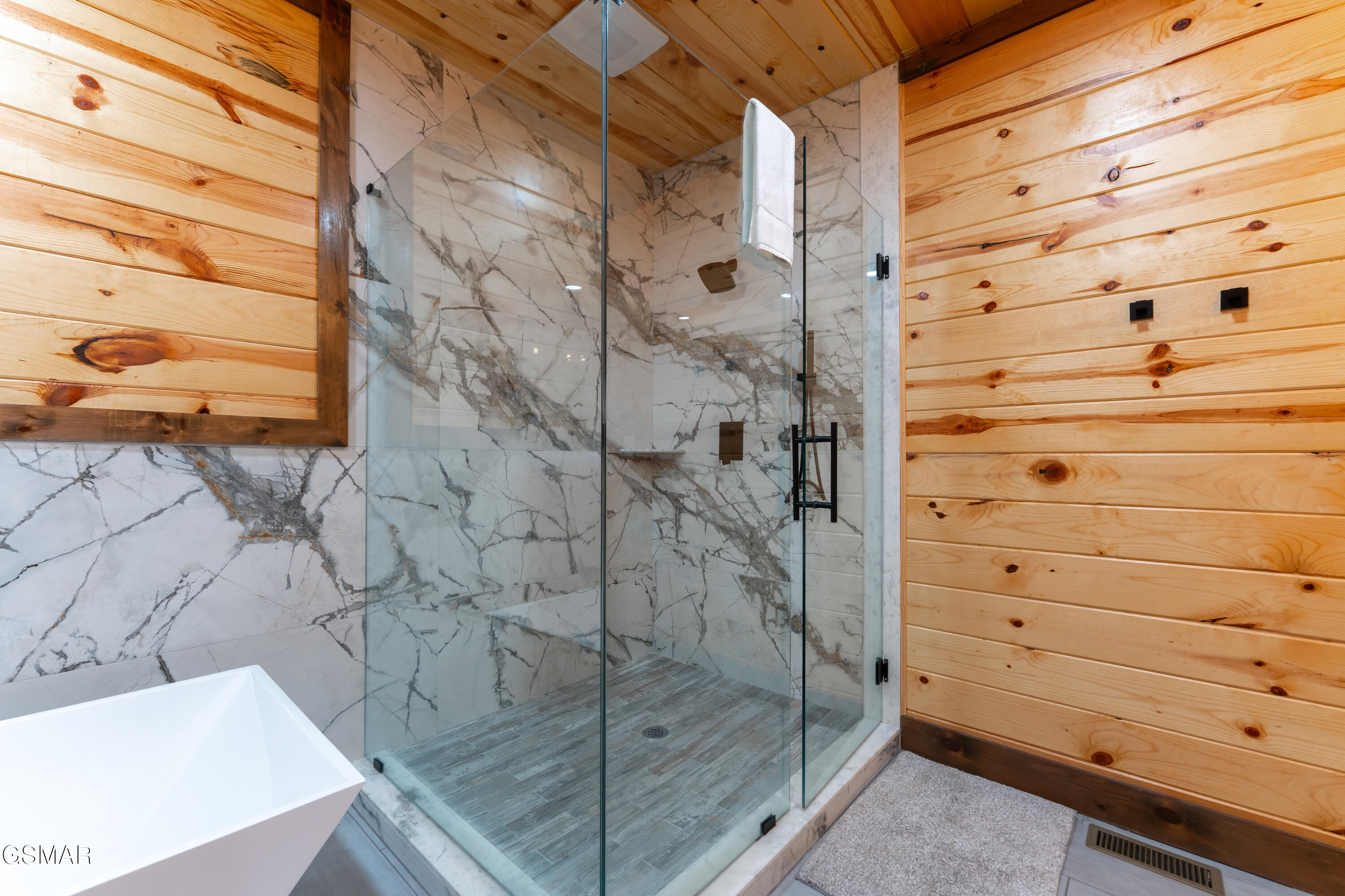 2028 Smoky Cove Road Sevierville TN 37876