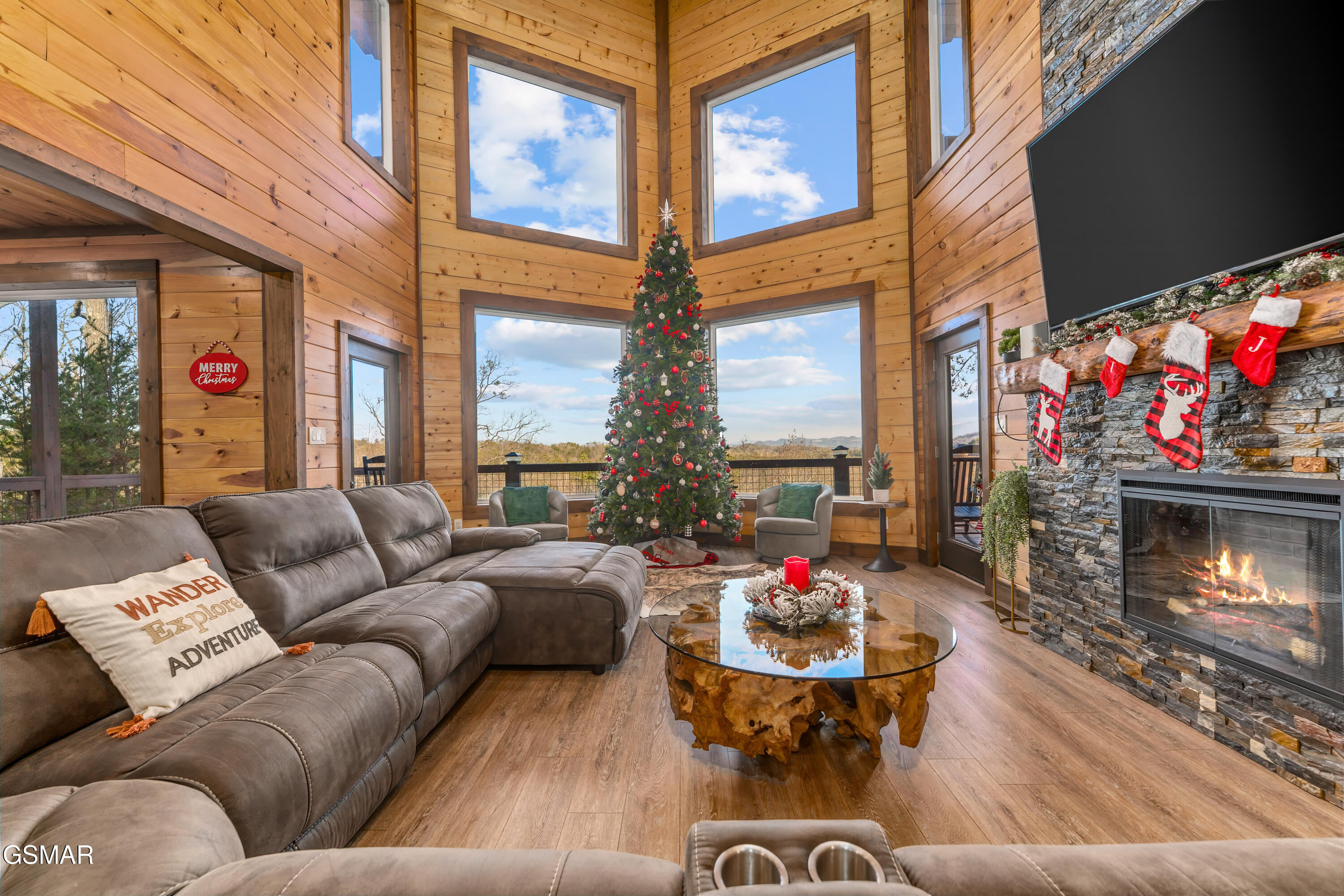 2028 Smoky Cove Road Sevierville TN 37876