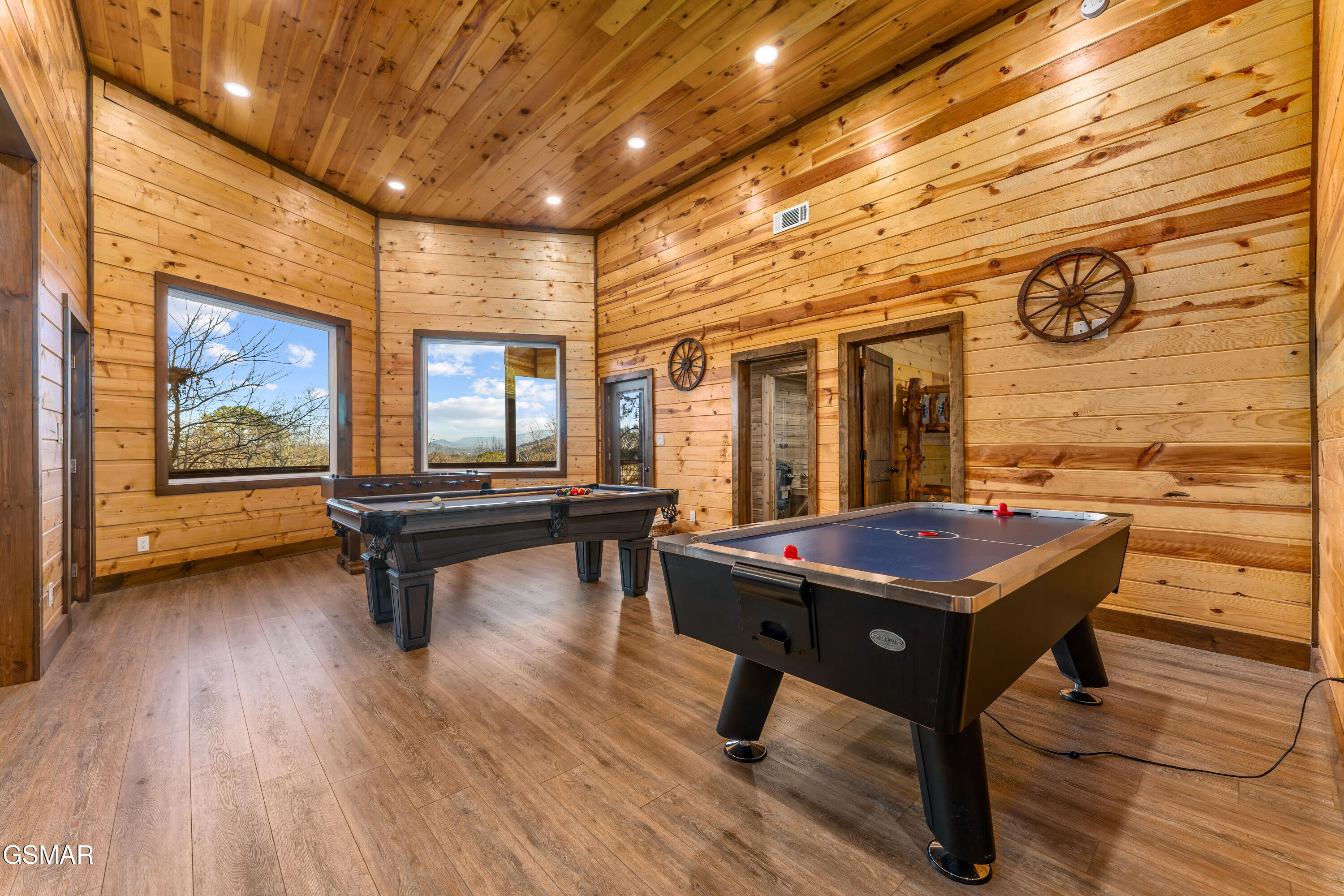 2028 Smoky Cove Road Sevierville TN 37876