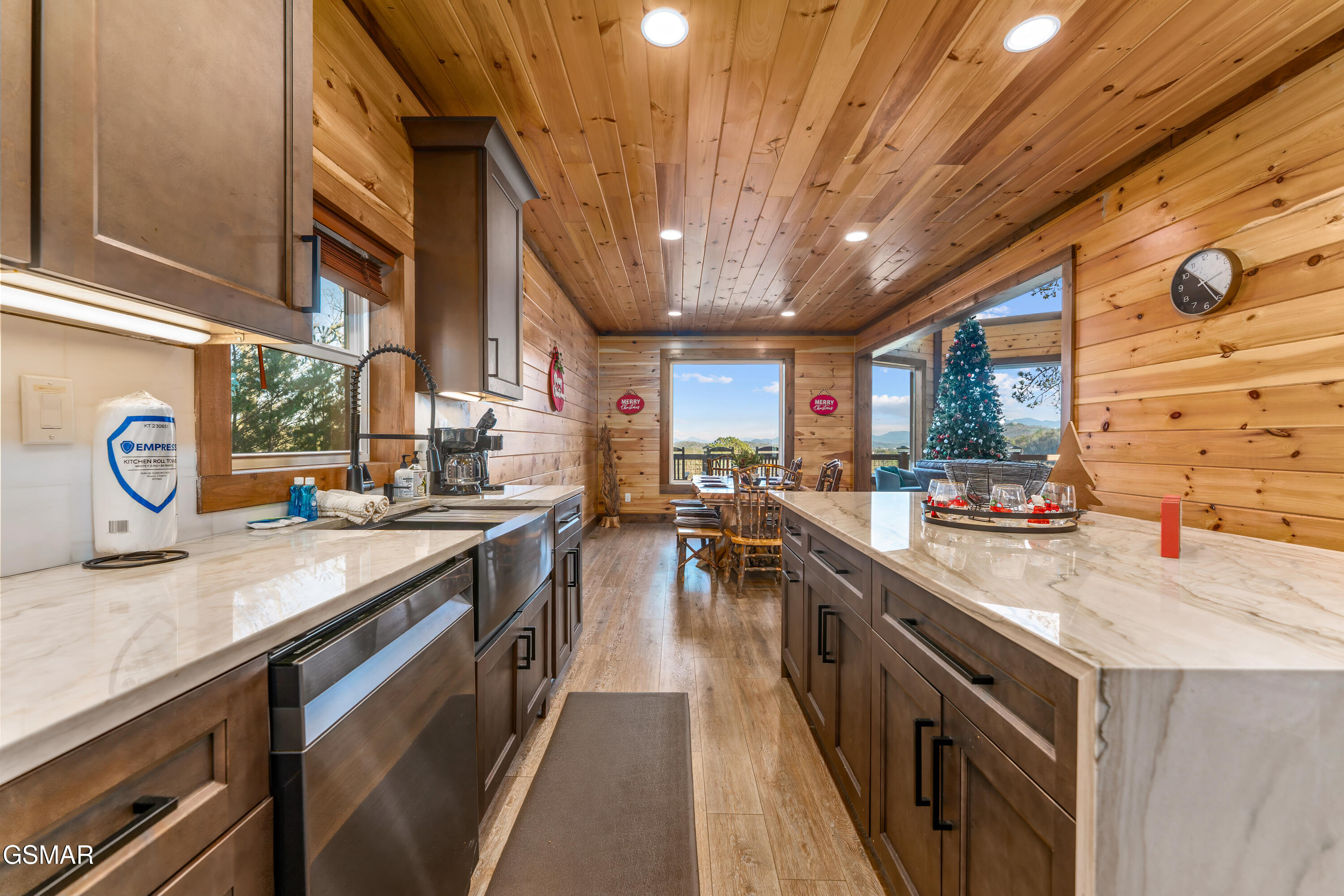 2028 Smoky Cove Road Sevierville TN 37876