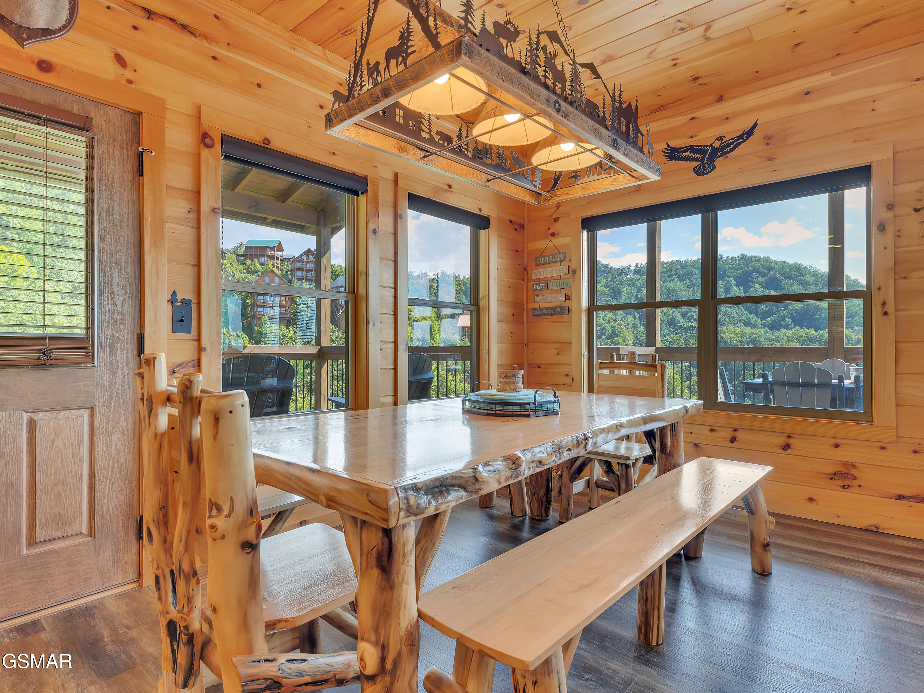 1876 Billard Way Sevierville TN 37876