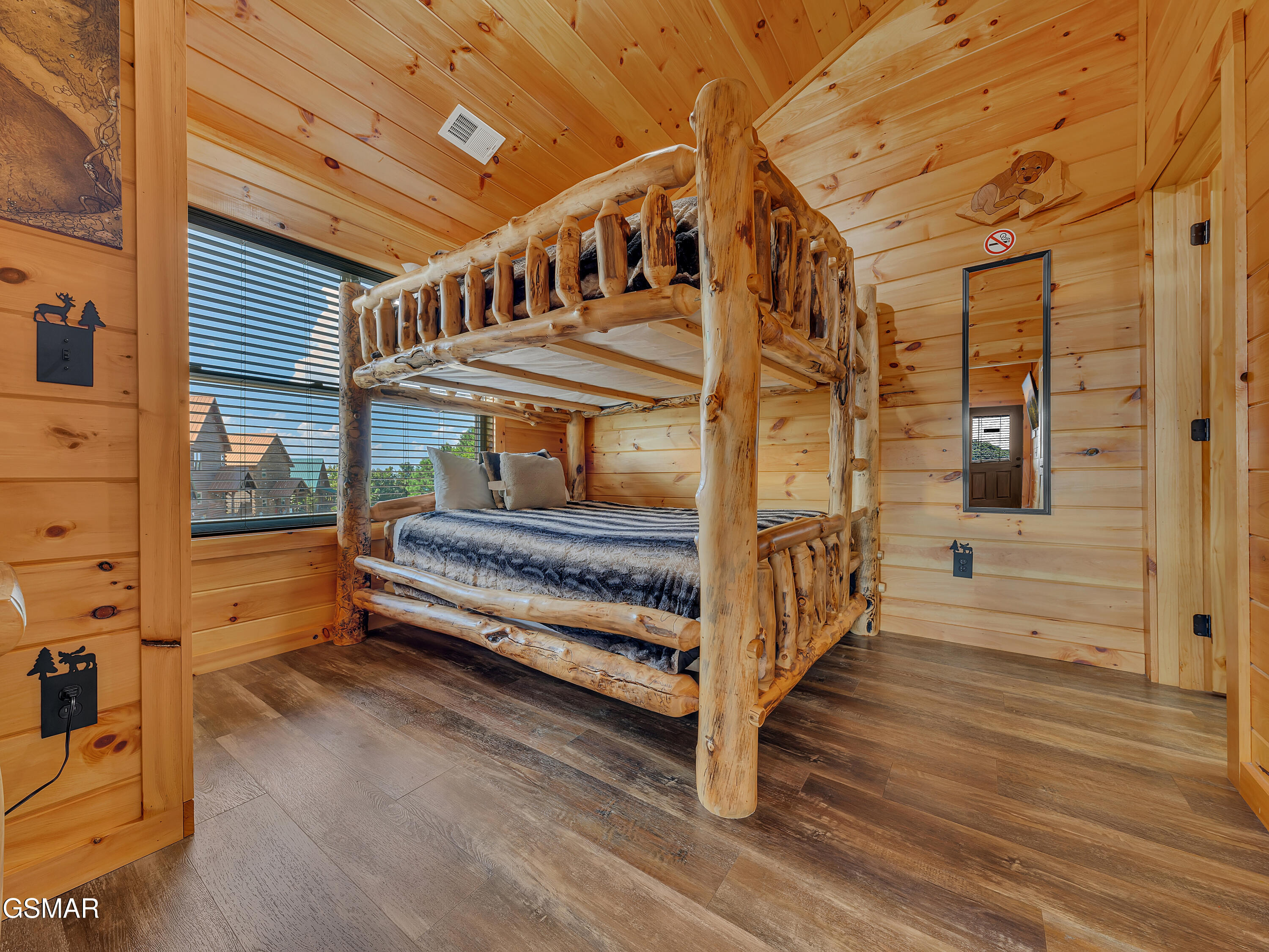 1876 Billard Way Sevierville TN 37876