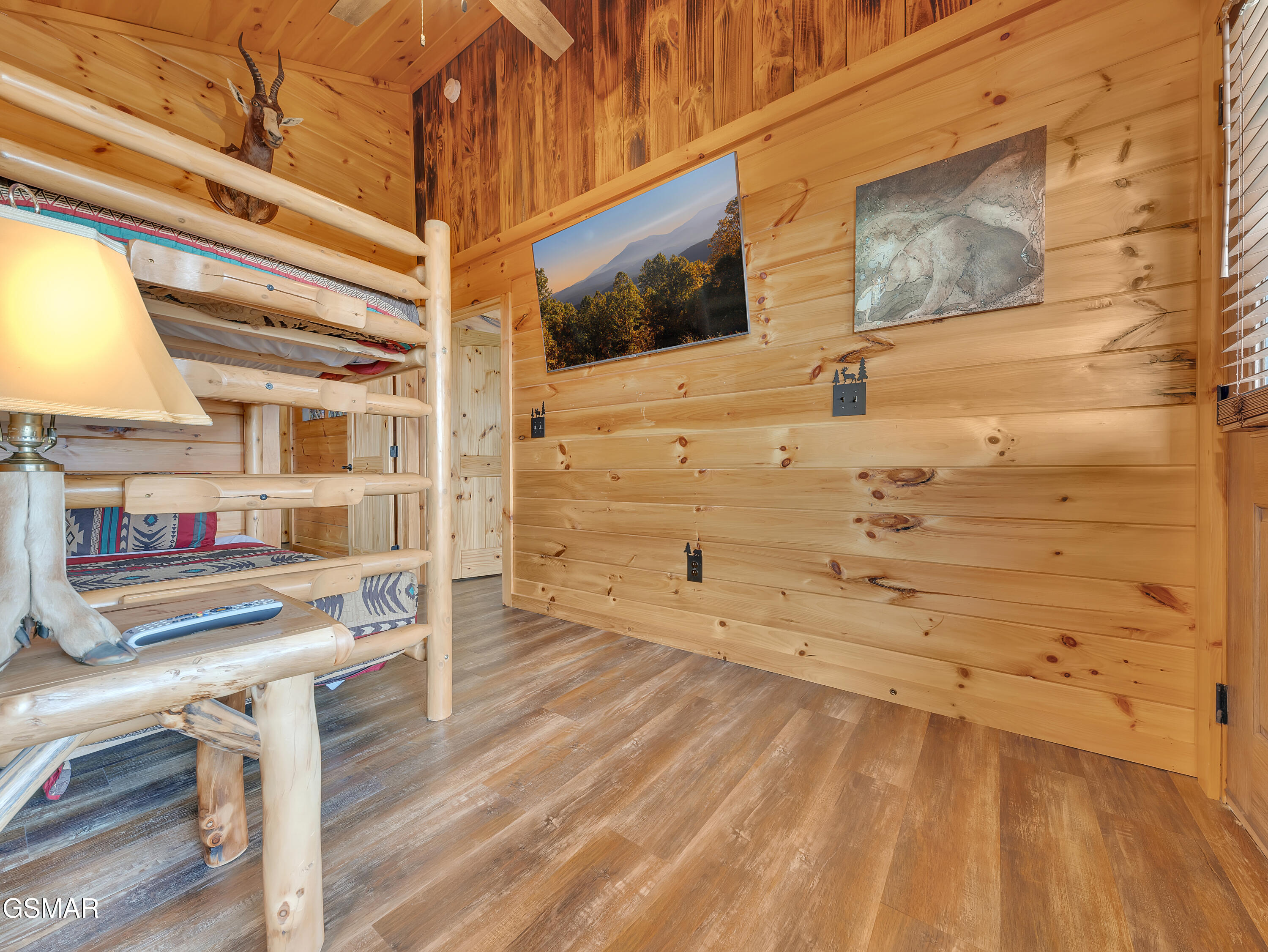 1876 Billard Way Sevierville TN 37876