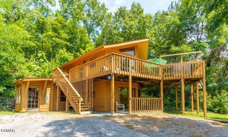 2033 Luzerne Drive Gatlinburg TN 37738