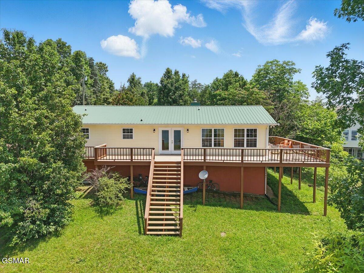 1381 Lake Front Drive Dandridge TN 37725