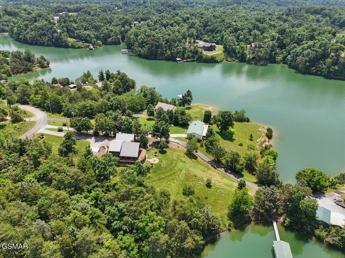 1381 Lake Front Drive Dandridge TN 37725