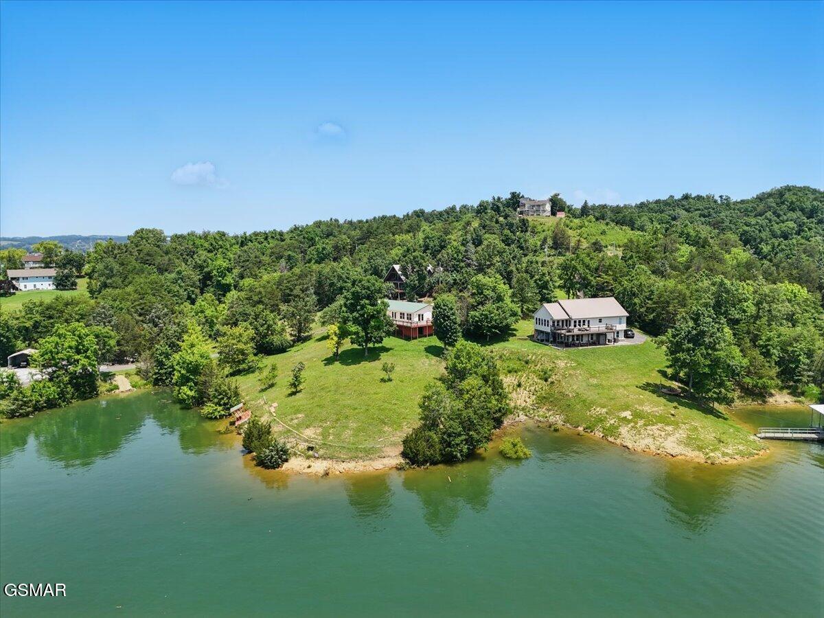 1381 Lake Front Drive Dandridge TN 37725