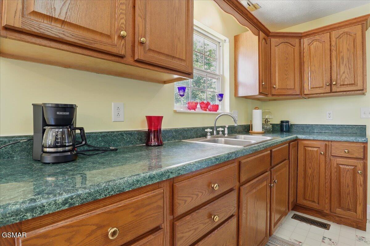 1381 Lake Front Drive Dandridge TN 37725
