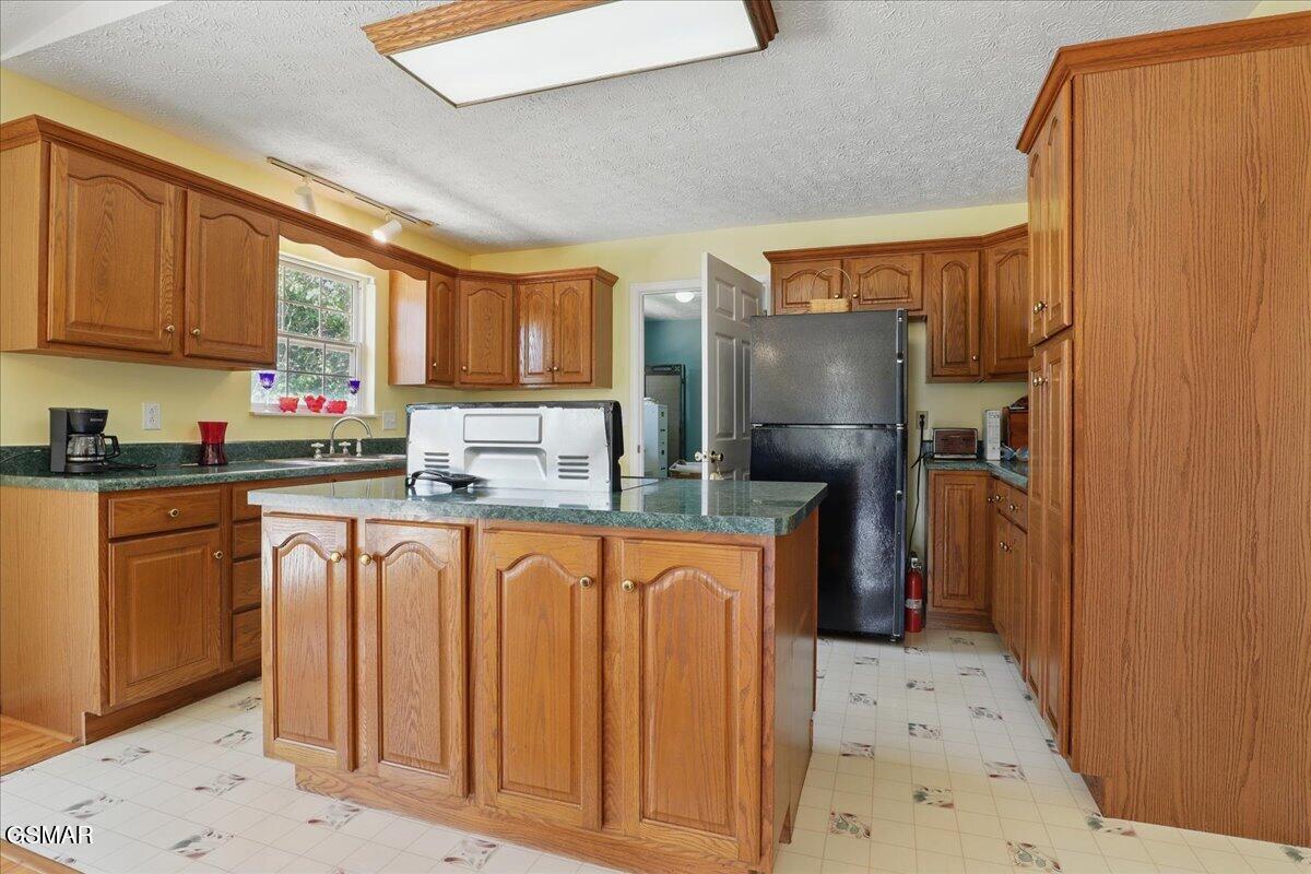 1381 Lake Front Drive Dandridge TN 37725