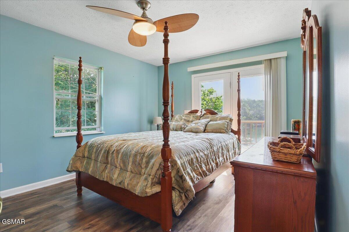 1381 Lake Front Drive Dandridge TN 37725