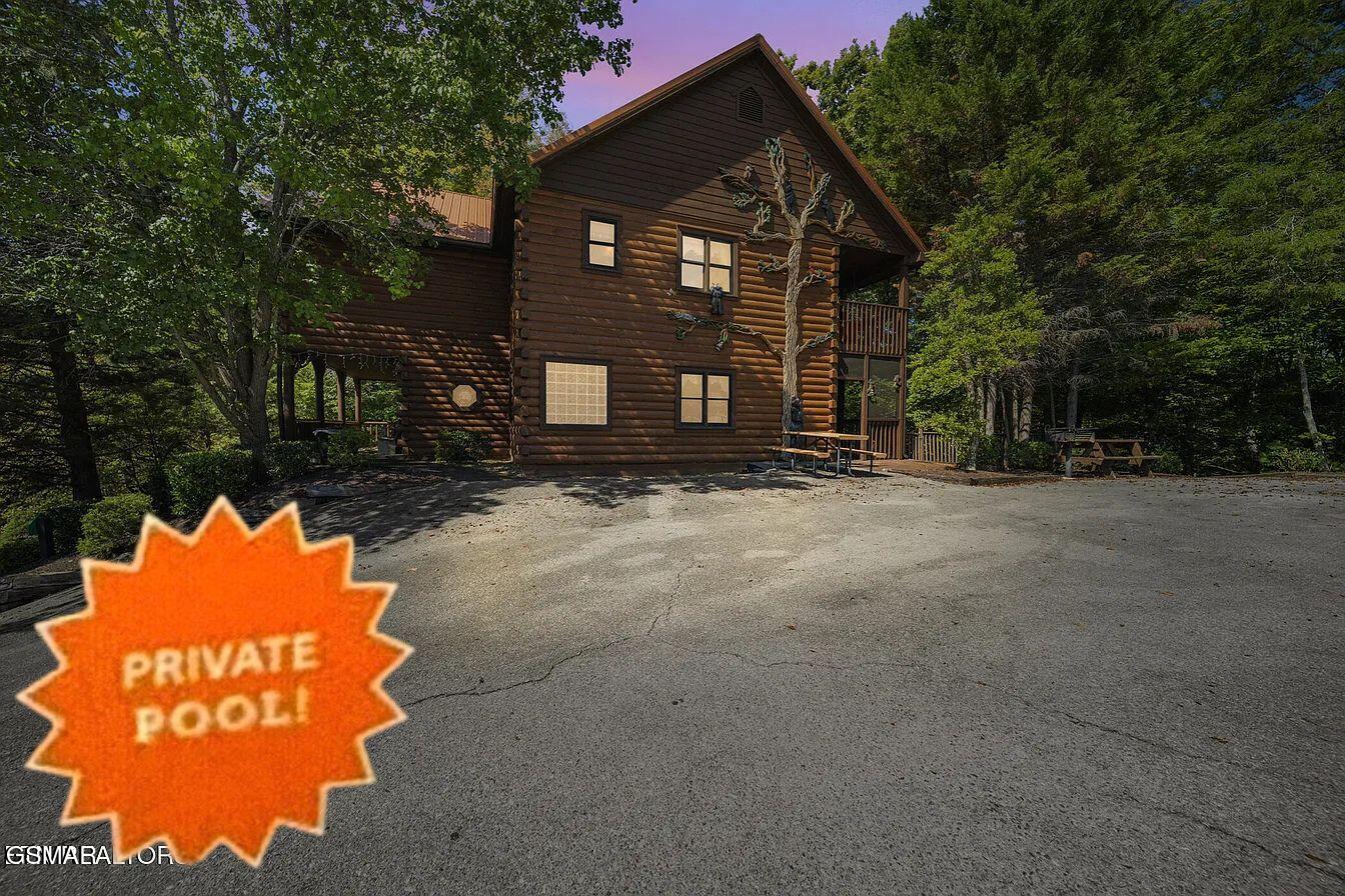 836 Bear Run Way Sevierville TN 37862