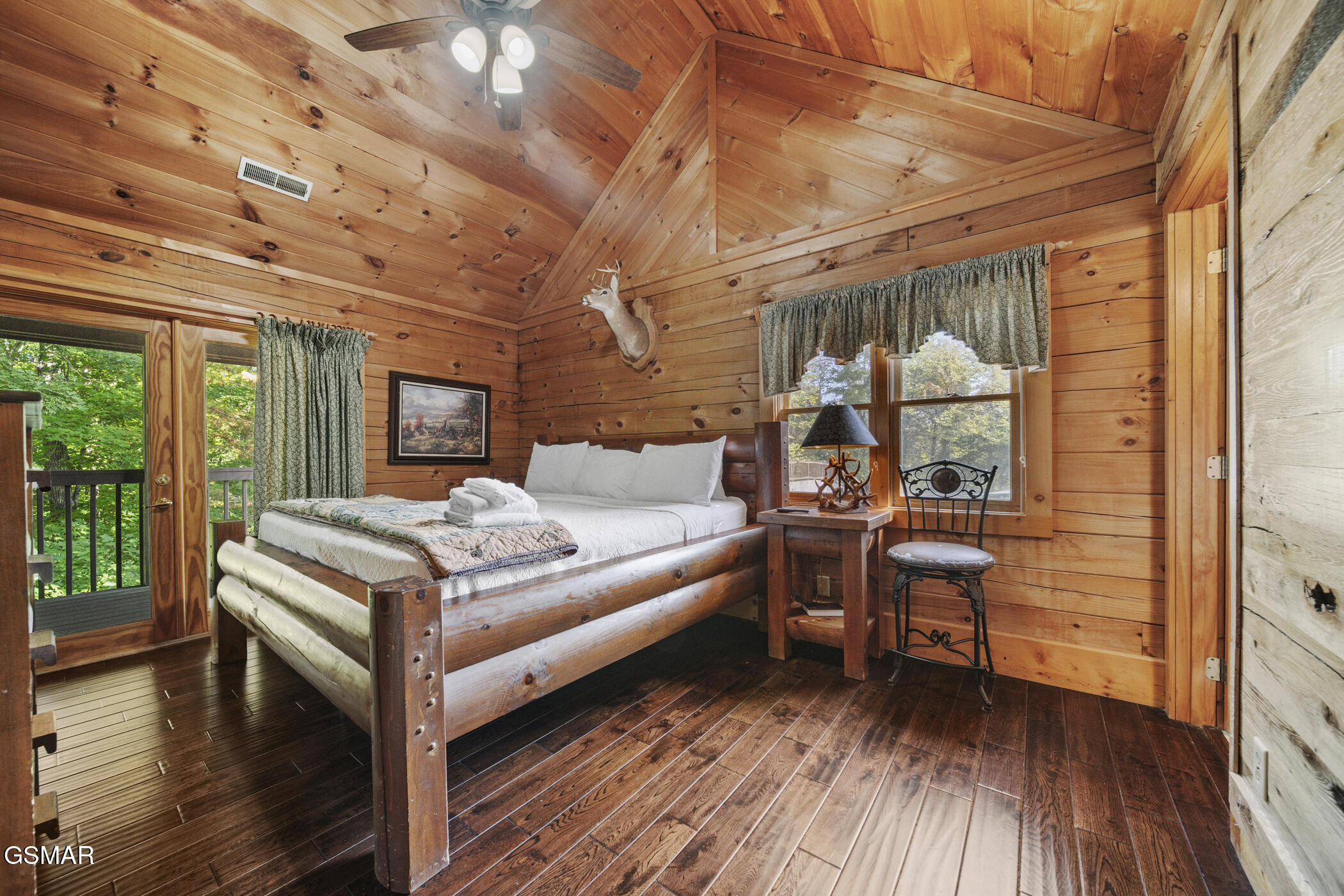 836 Bear Run Way Sevierville TN 37862