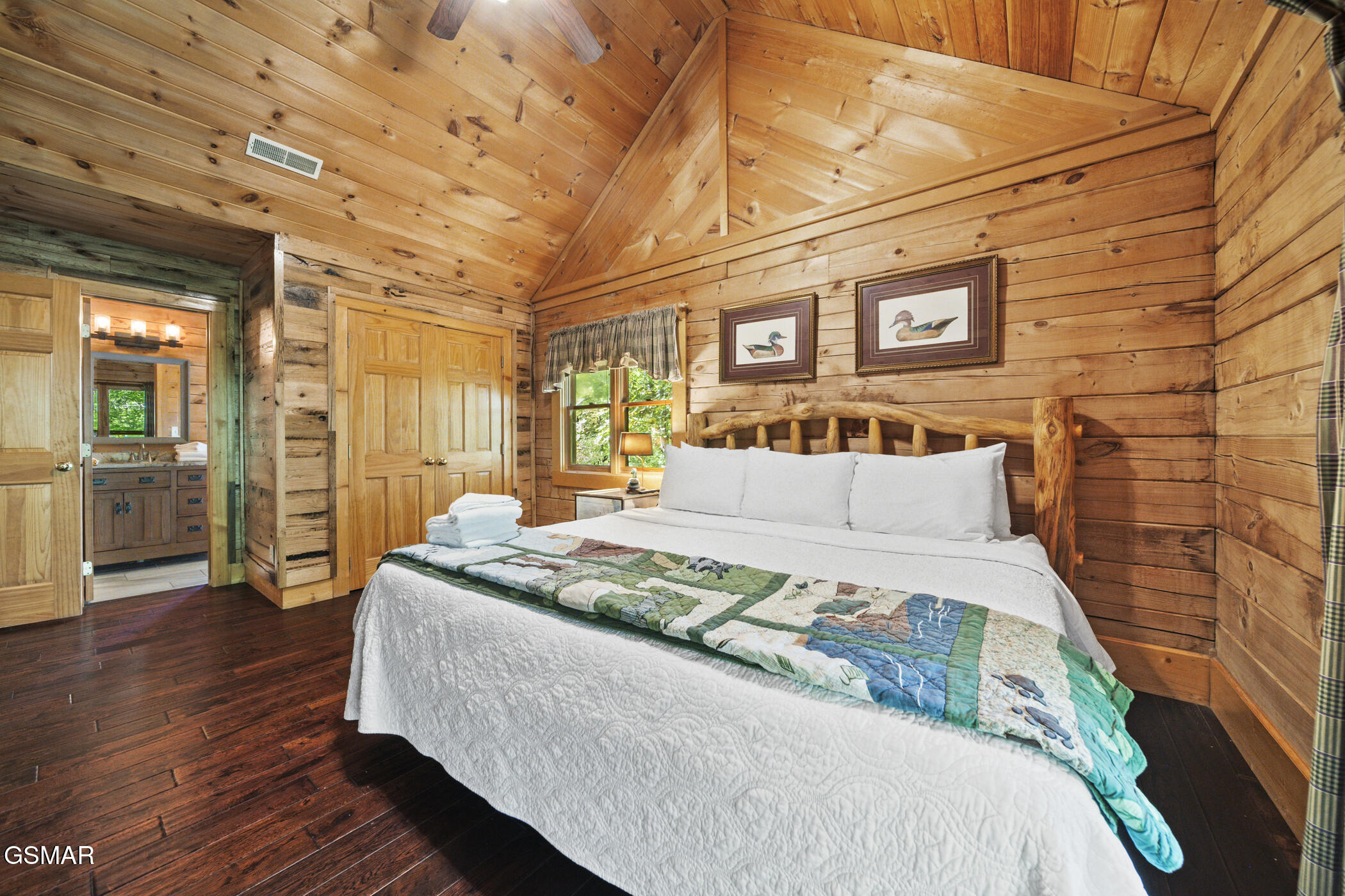 836 Bear Run Way Sevierville TN 37862