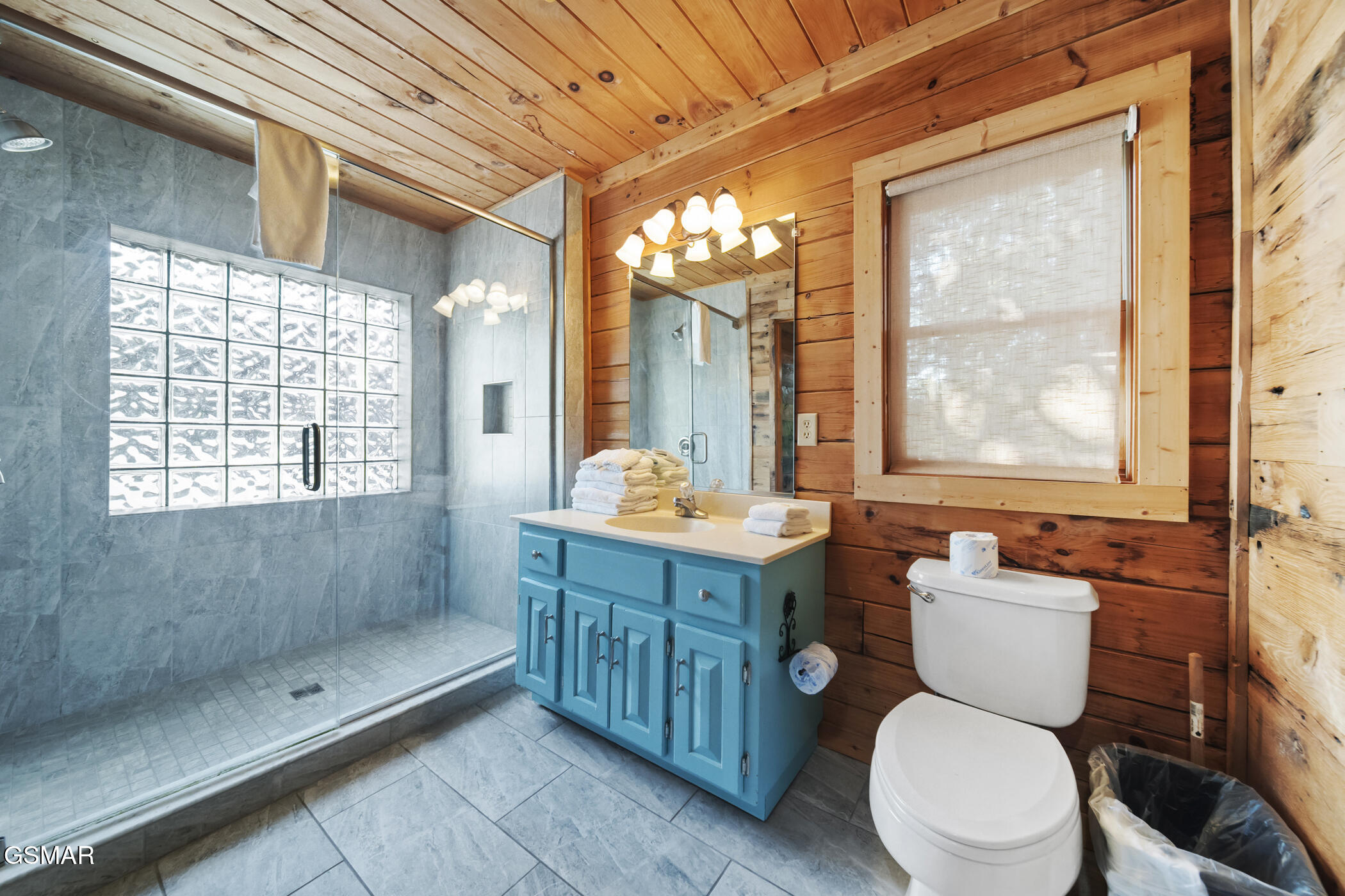 836 Bear Run Way Sevierville TN 37862