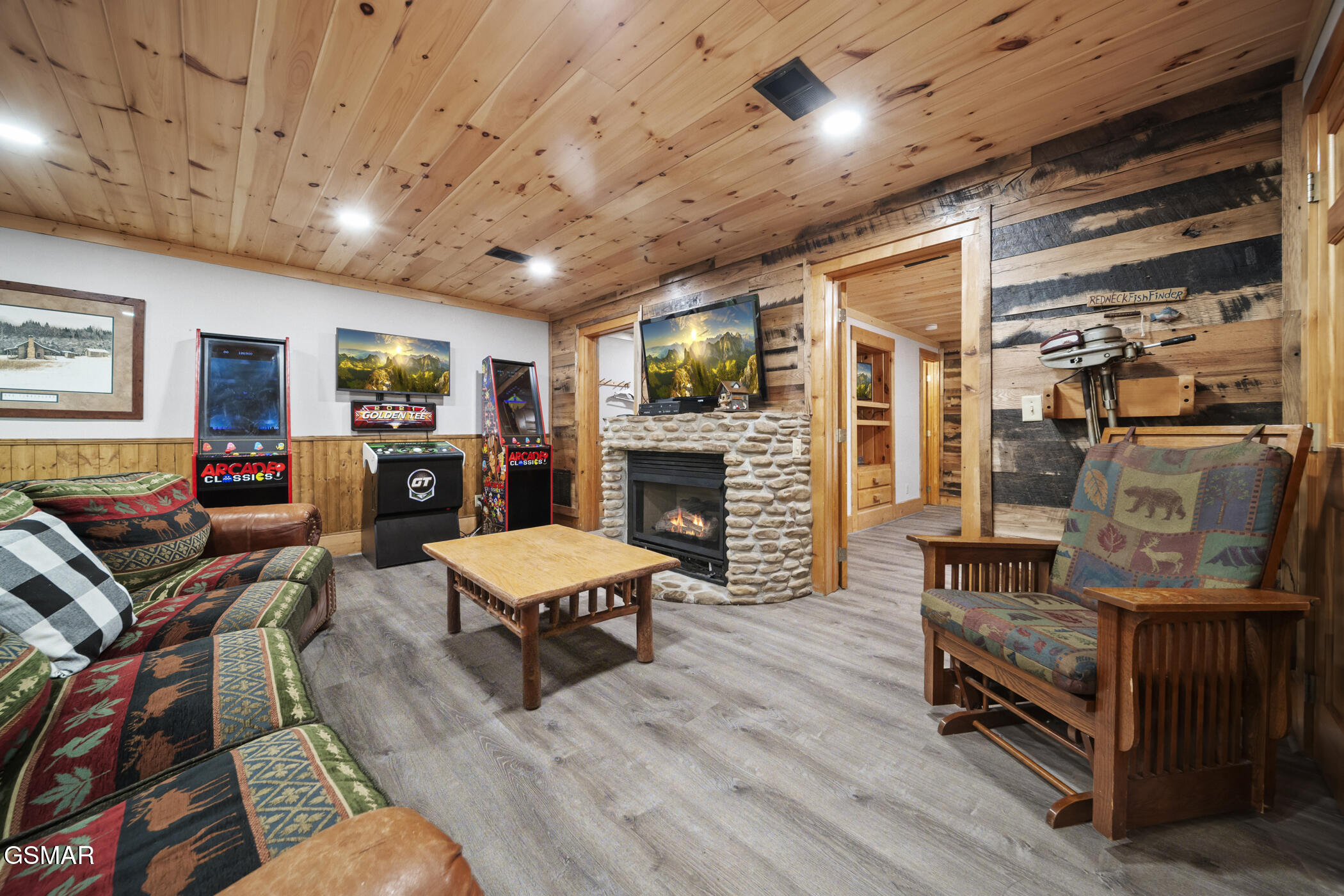 836 Bear Run Way Sevierville TN 37862