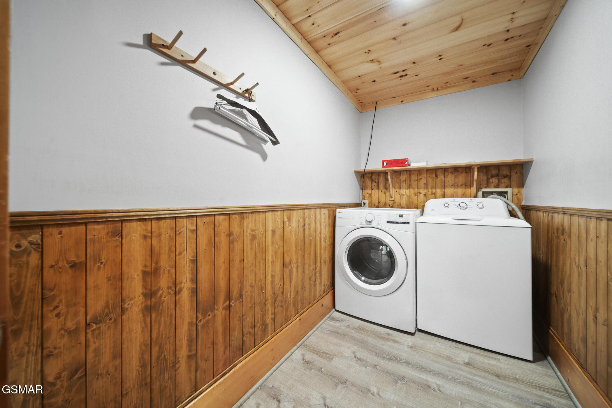 836 Bear Run Way Sevierville TN 37862