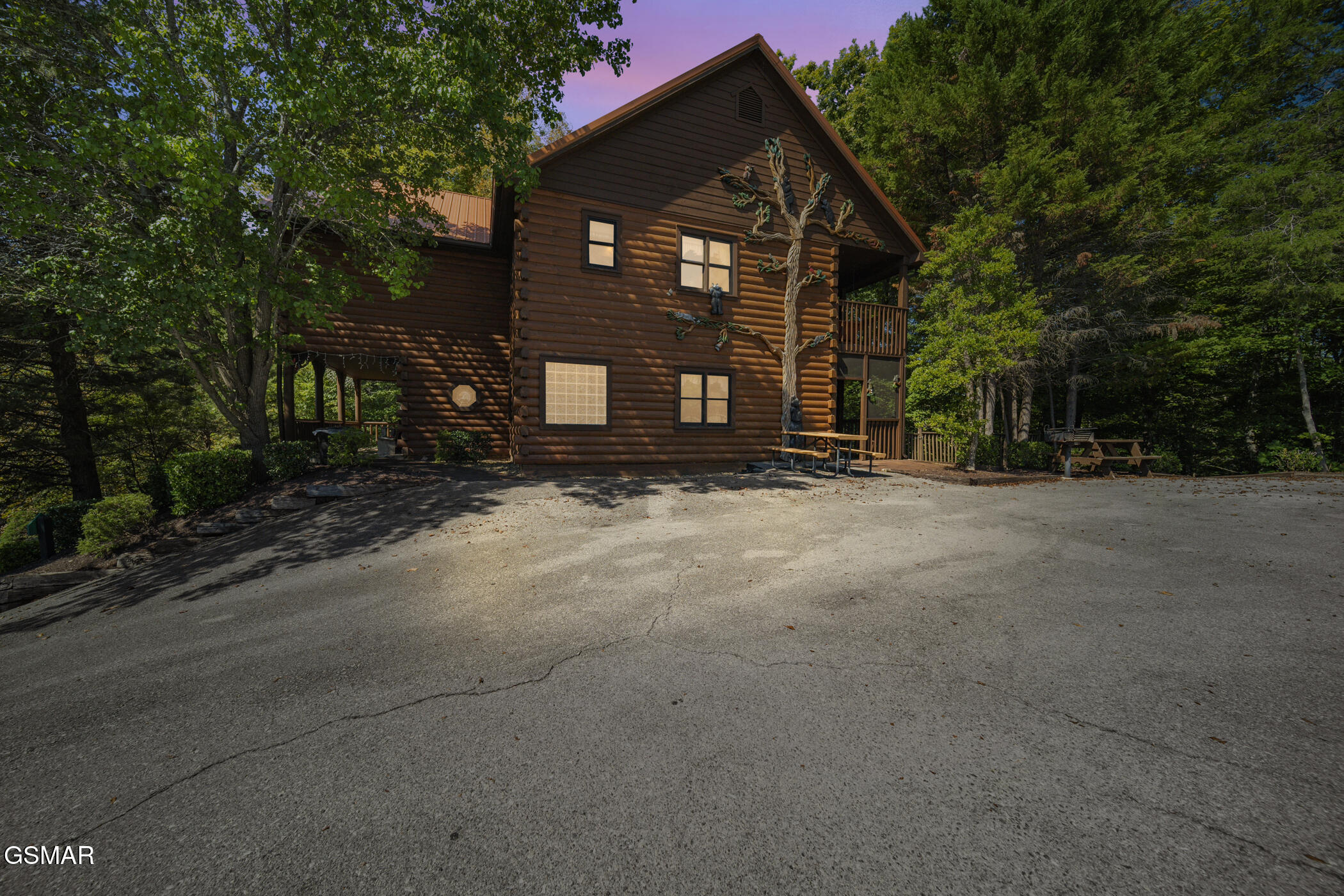 836 Bear Run Way Sevierville TN 37862