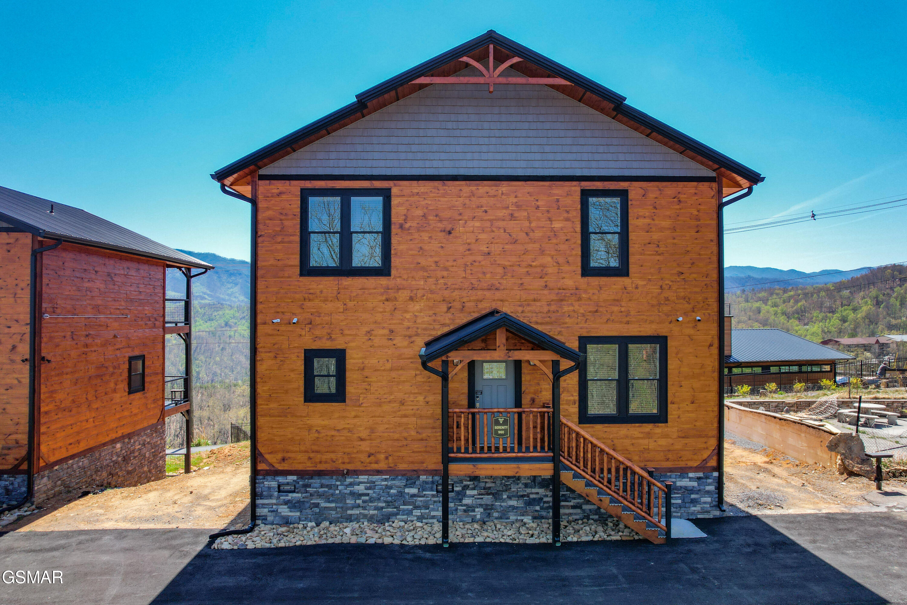 960 Cottage Gardens Way Gatlinburg TN 37738