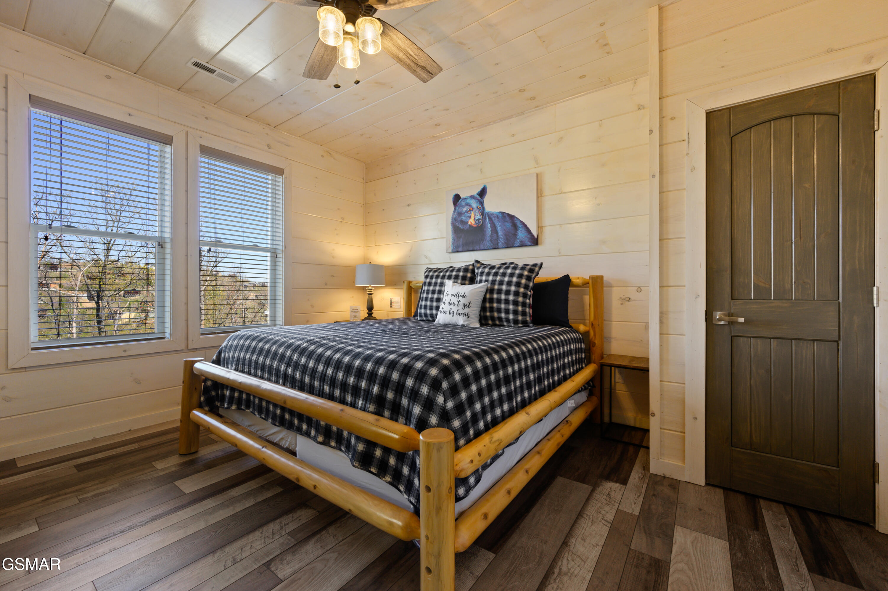 960 Cottage Gardens Way Gatlinburg TN 37738