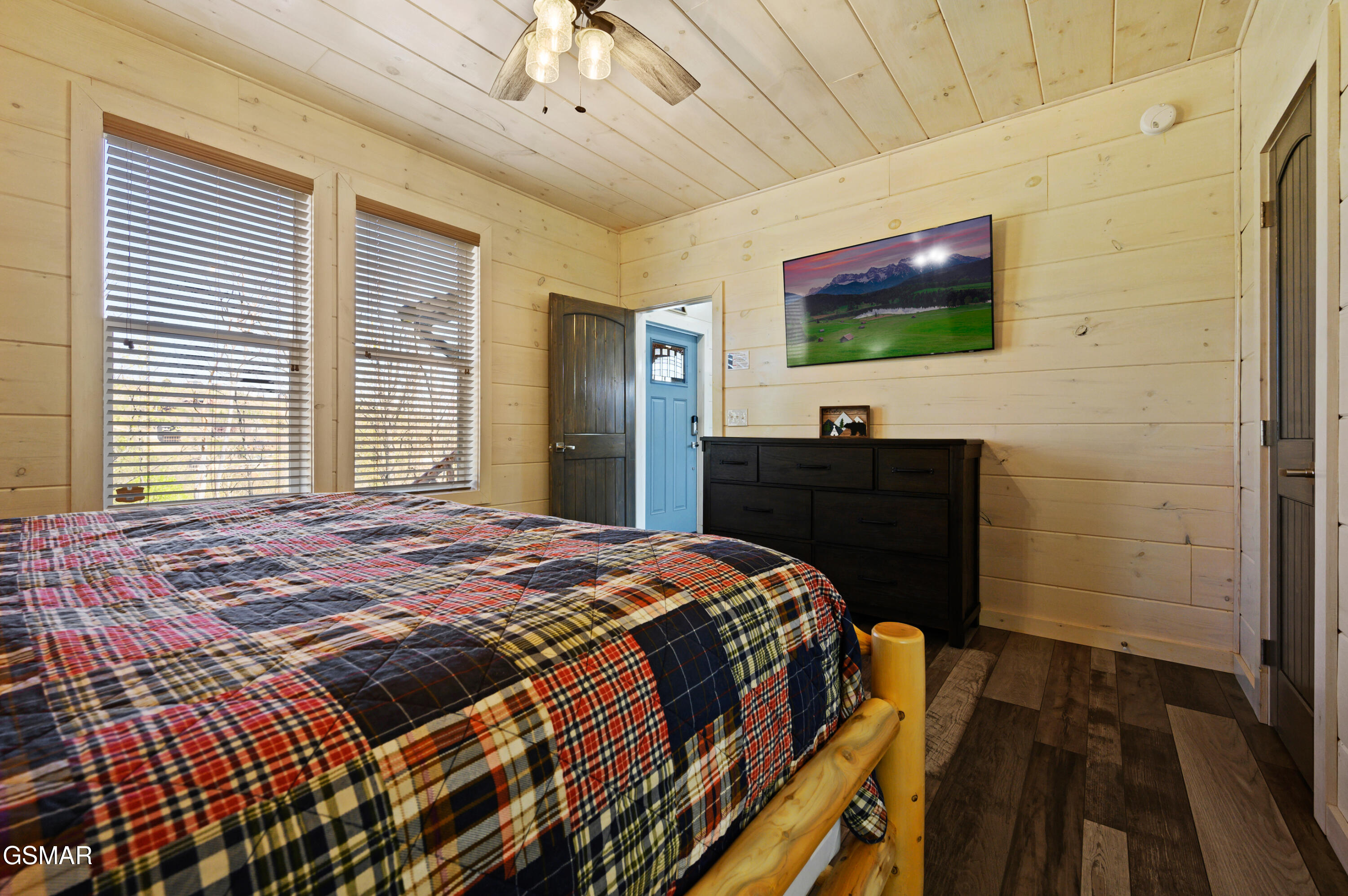 960 Cottage Gardens Way Gatlinburg TN 37738