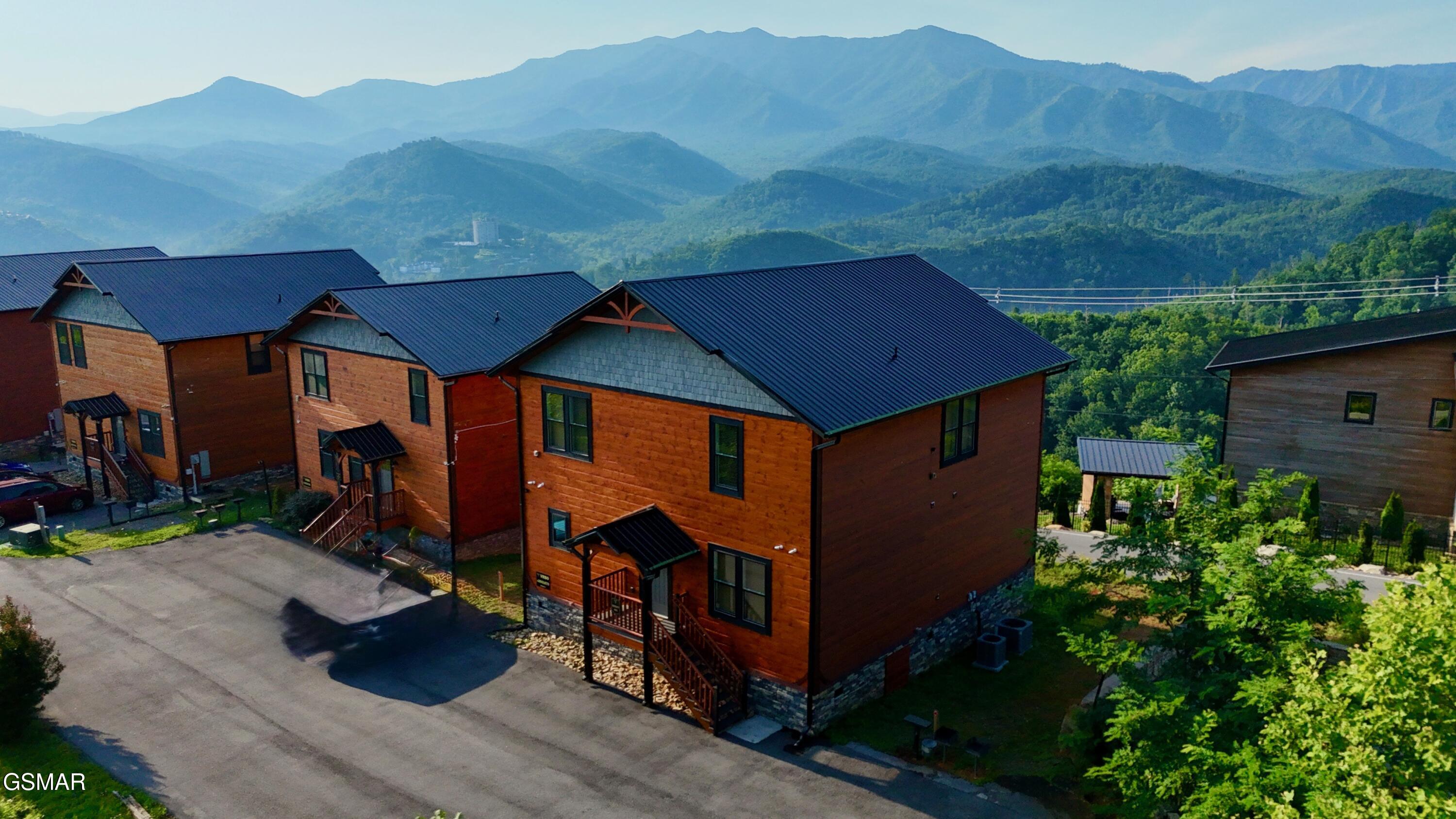 960 Cottage Gardens Way Gatlinburg TN 37738