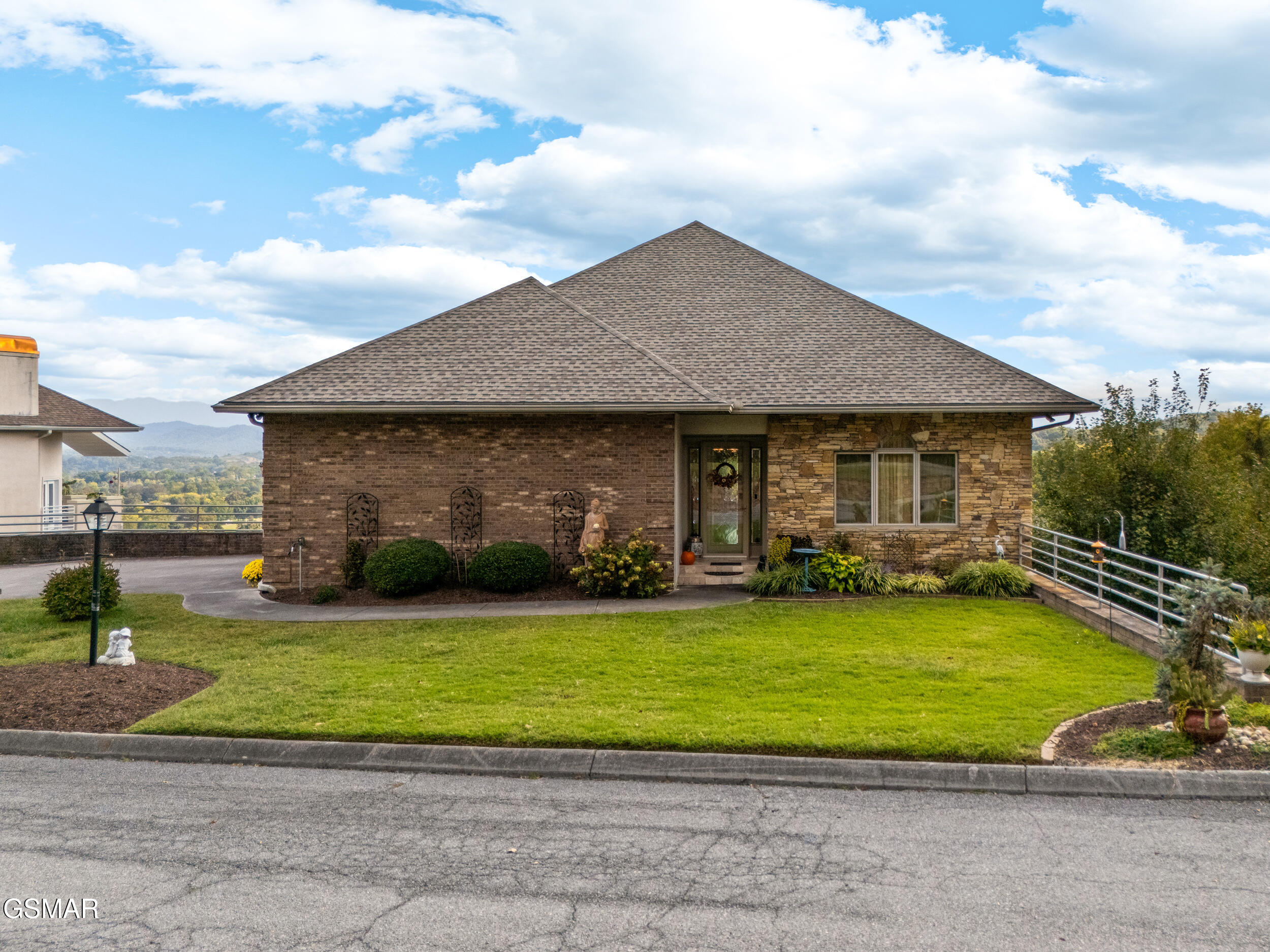 206 Timberlodge Lane Sevierville TN 37862