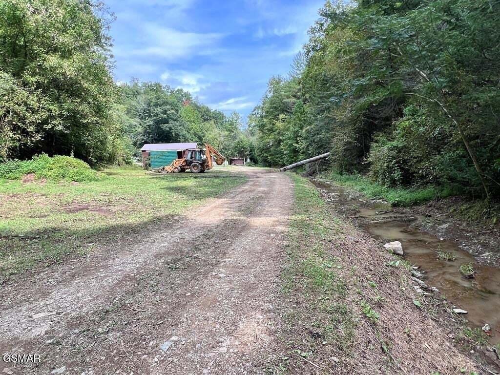 1570 S Helton Road Sevierville TN 37862