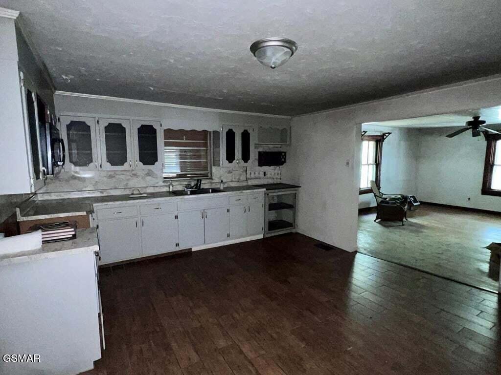 1570 S Helton Road Sevierville TN 37862