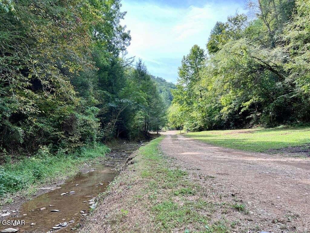 1570 S Helton Road Sevierville TN 37862