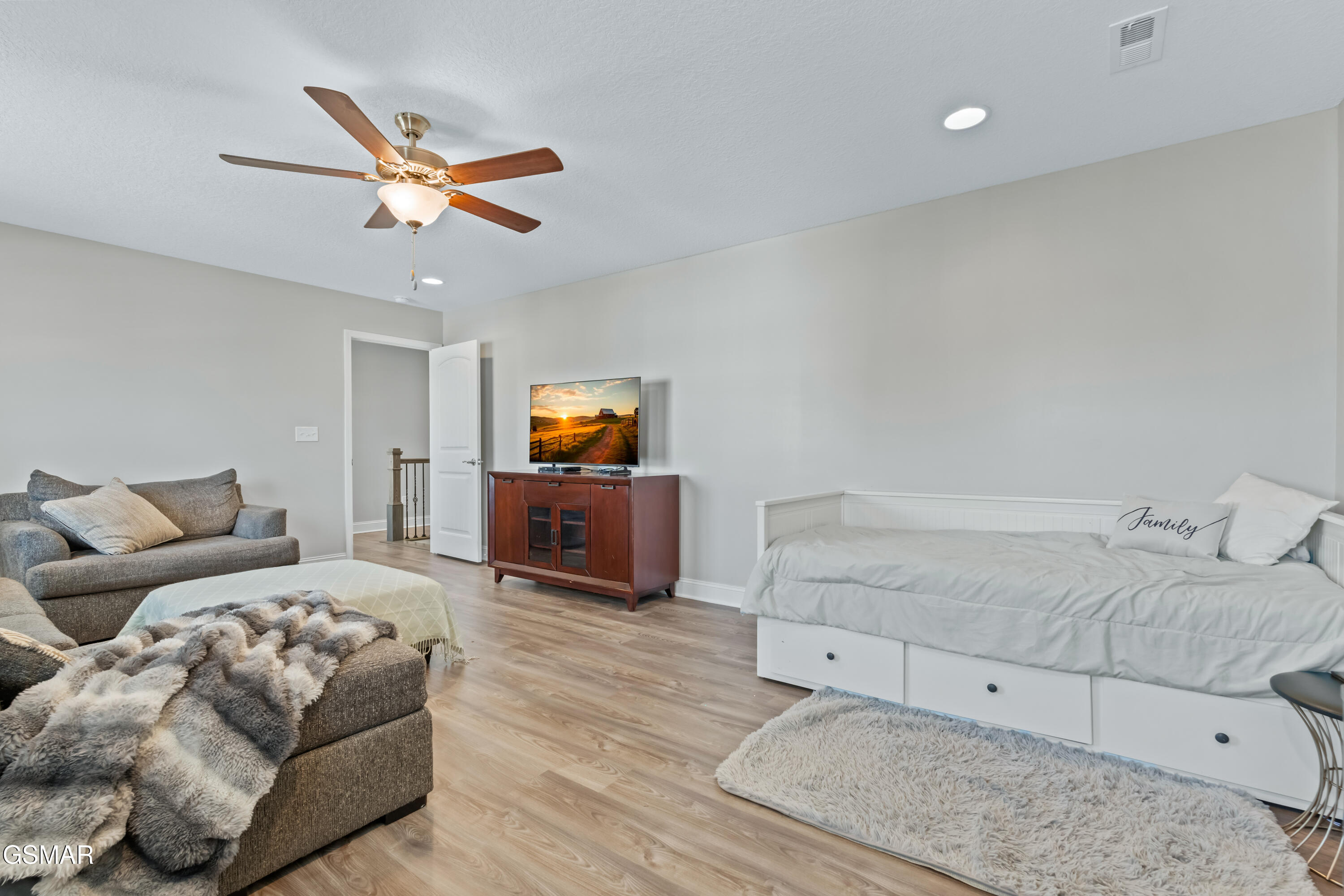 2158 Tributary Drive Sevierville TN 37876
