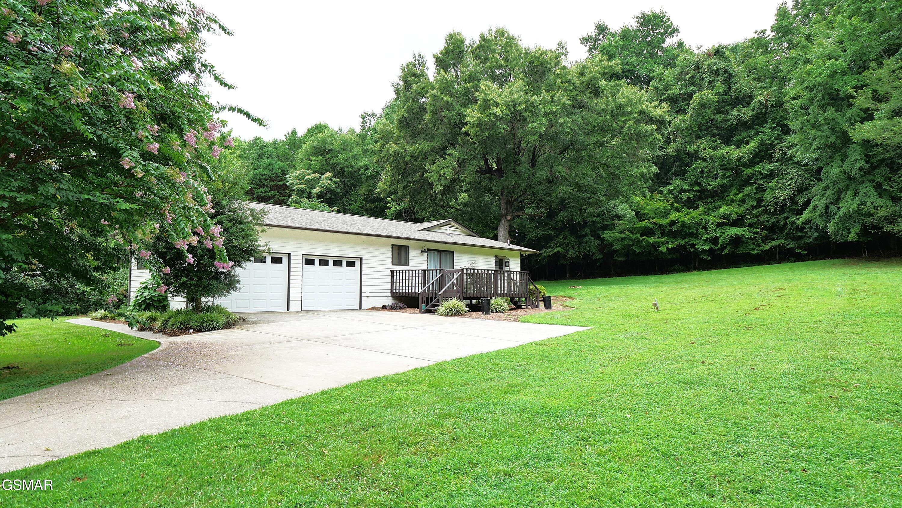 227 Back Nine Baneberry TN 37890