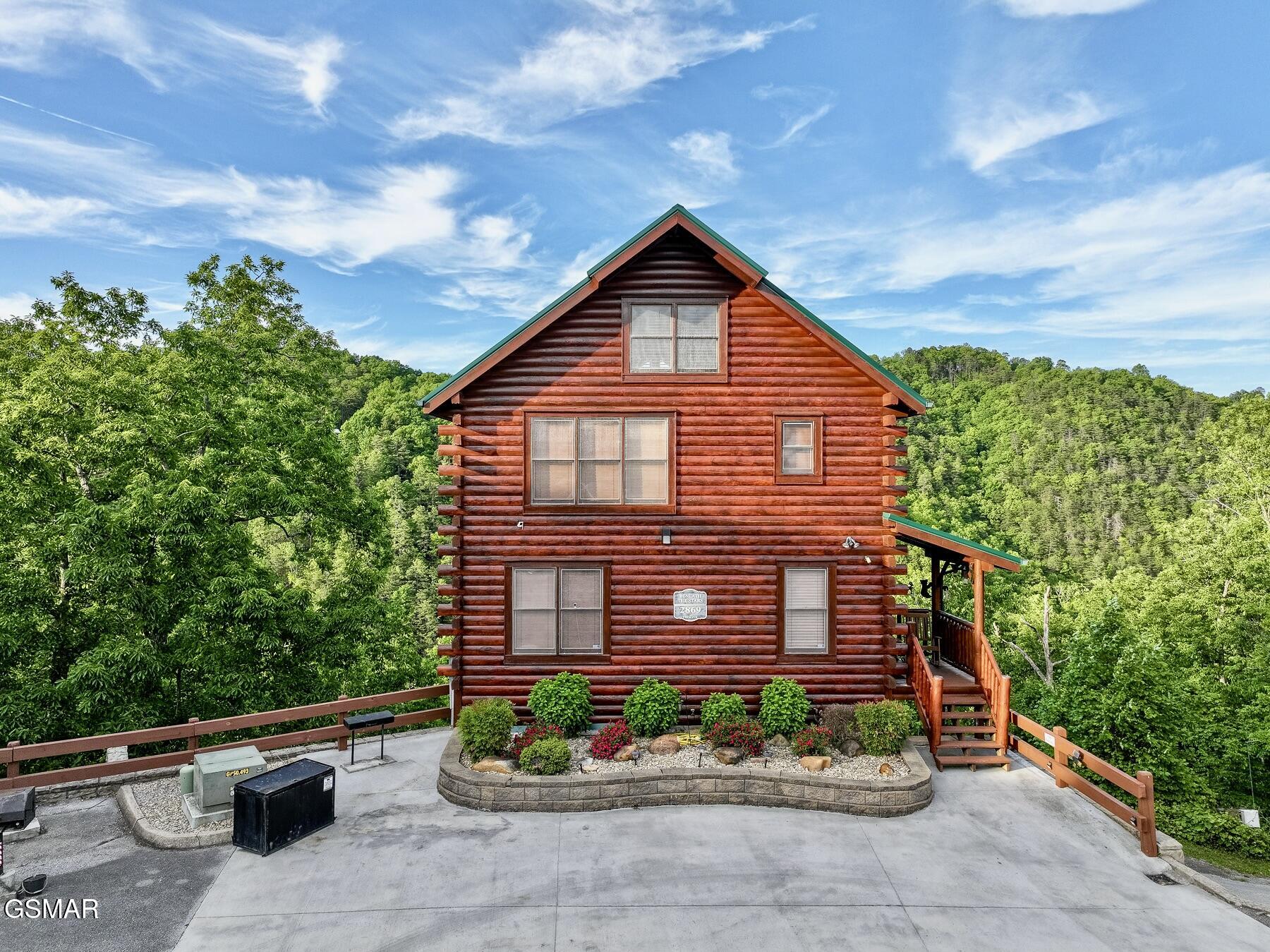 2869 White Oak Ridge Lane Sevierville TN 37876
