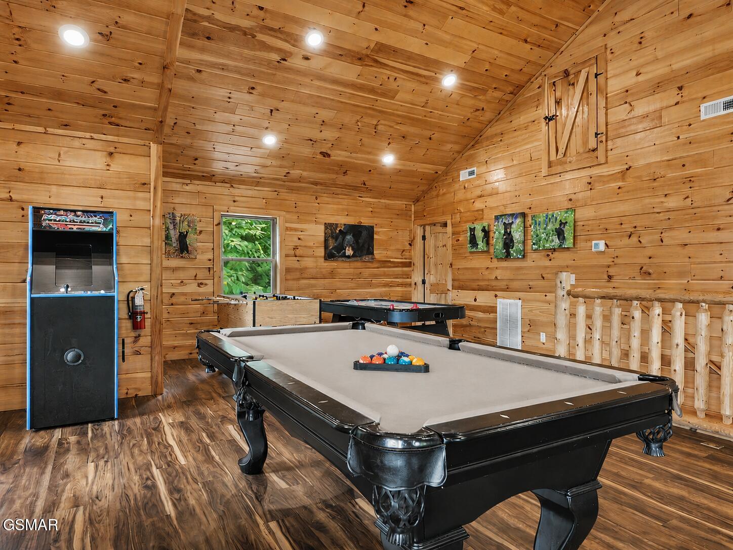 856 & 862 Crest View Drive Gatlinburg TN 37738