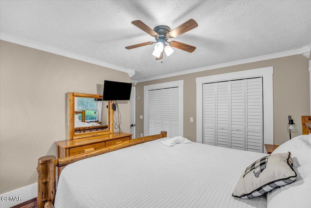 1463 Red Cedar Lane Sevierville TN 37876