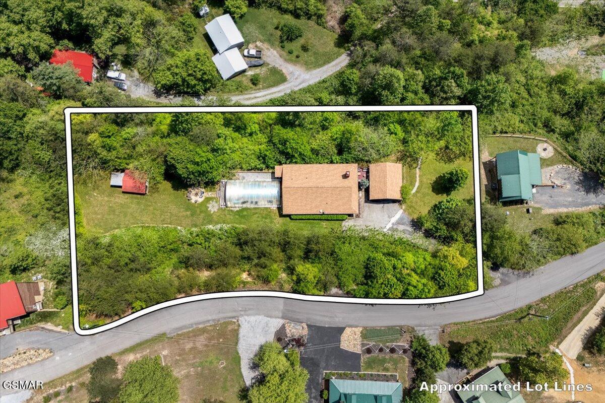 1463 Red Cedar Lane Sevierville TN 37876