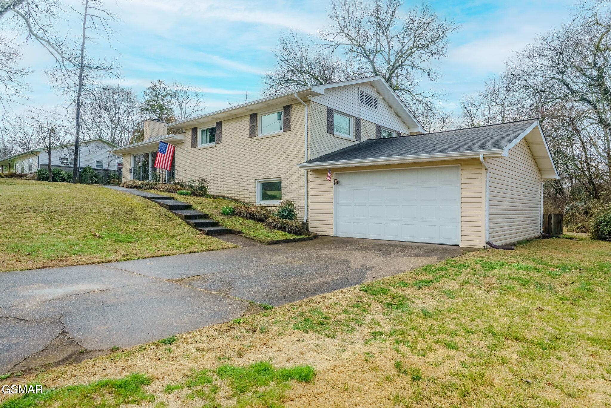 332 Crestview Road Knoxville TN 37934
