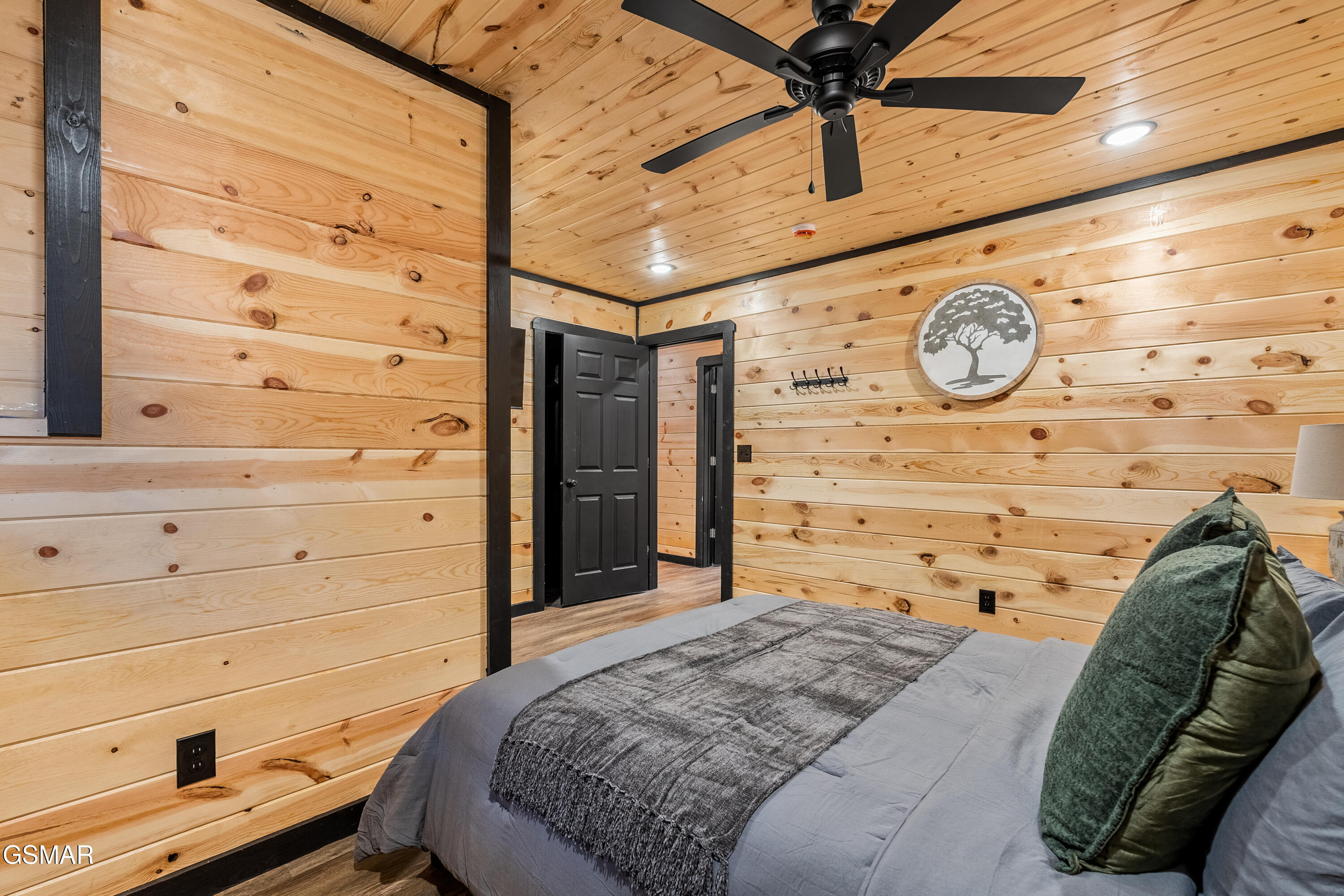 2881 Caughron Mountain Road Sevierville TN 37876