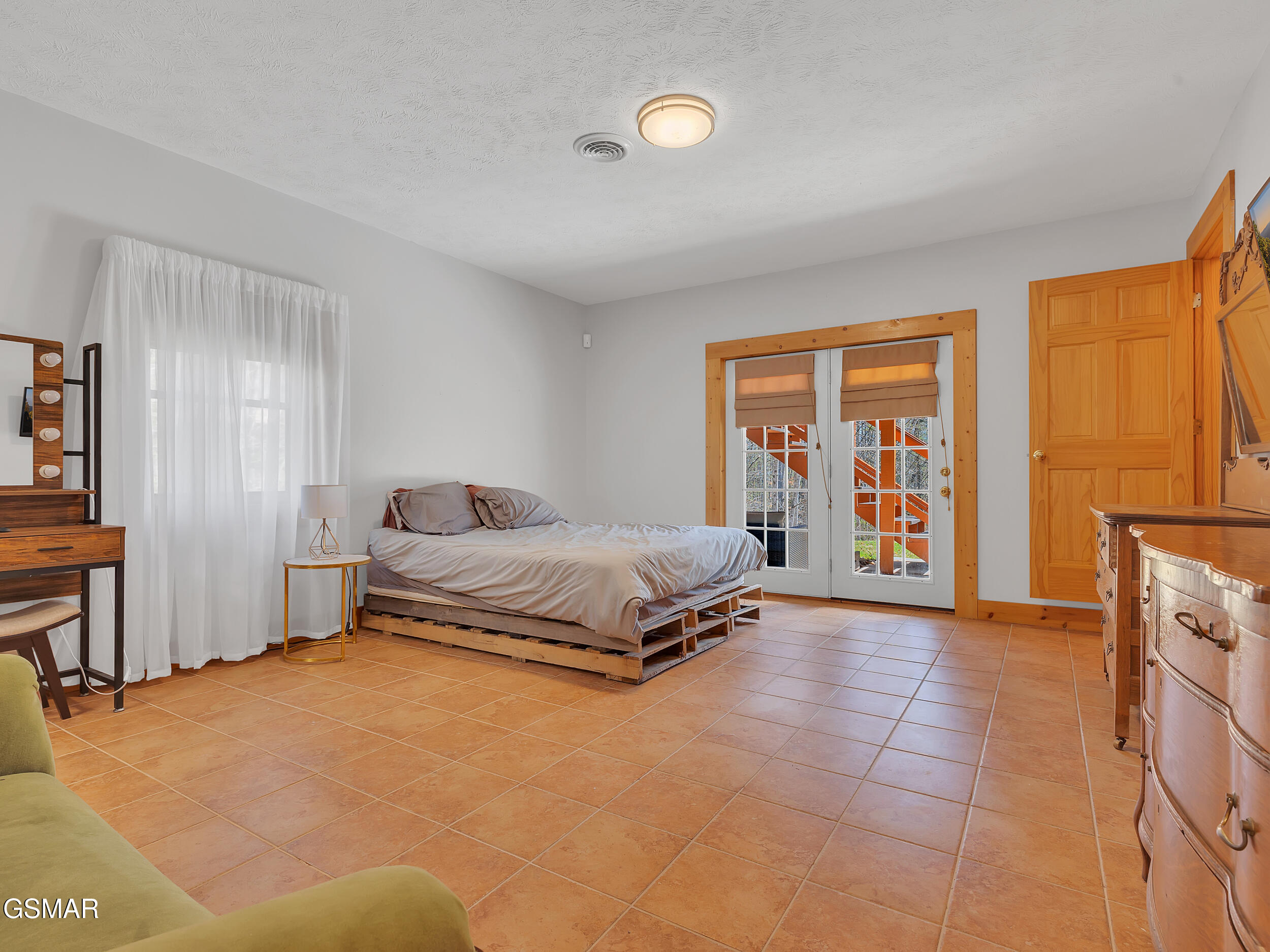 2164 Newt Huff Lane Sevierville TN 37862