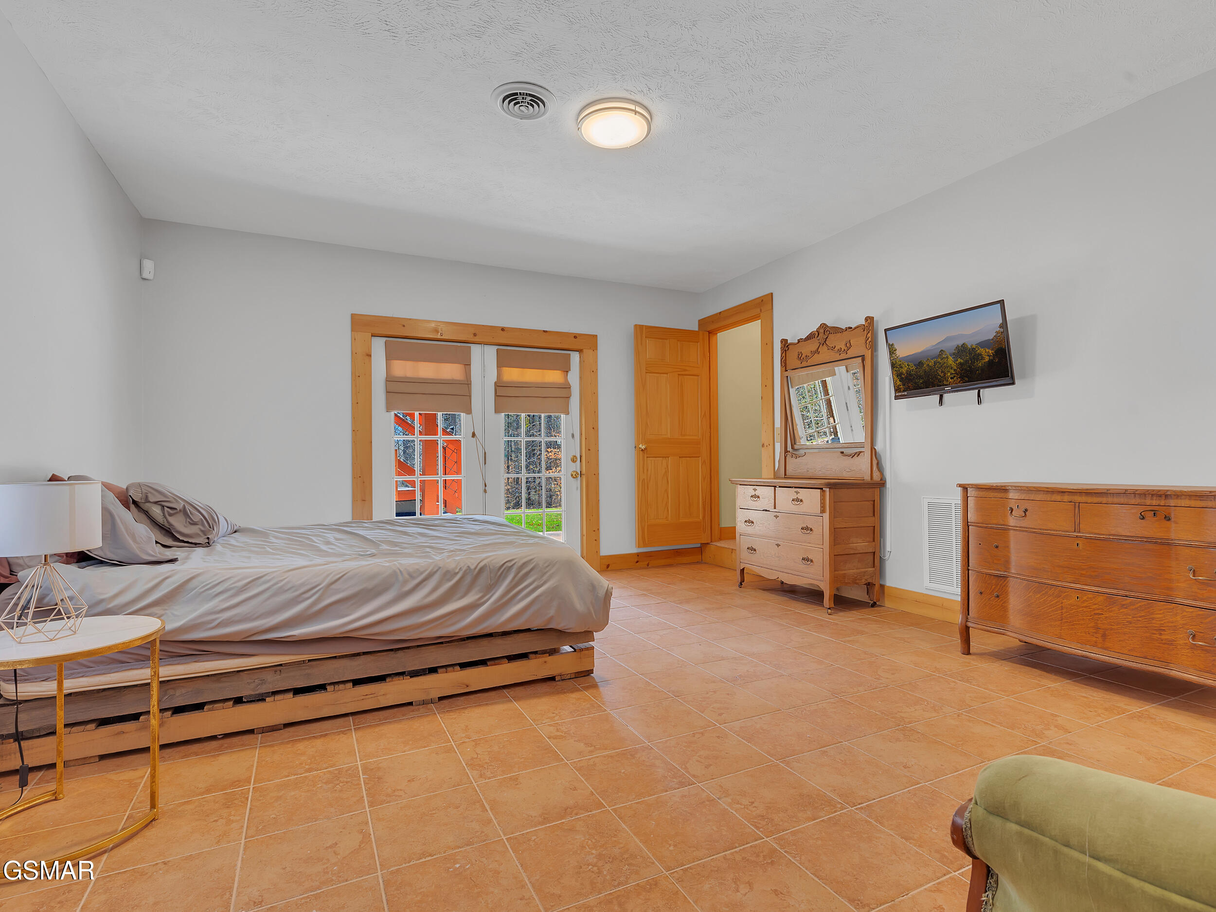 2164 Newt Huff Lane Sevierville TN 37862