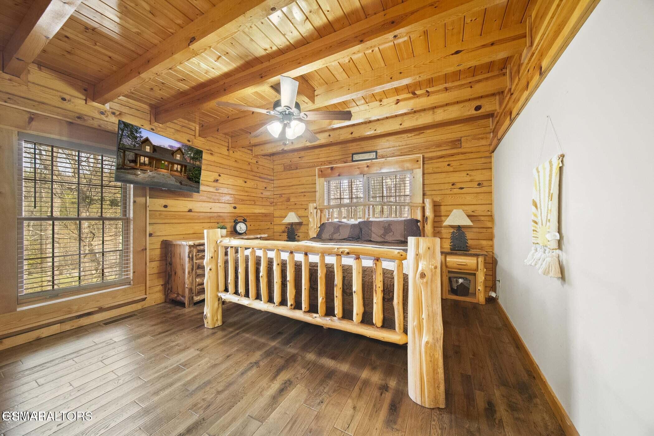 2023 Piney Overlook Lane Pigeon Forge TN 37862