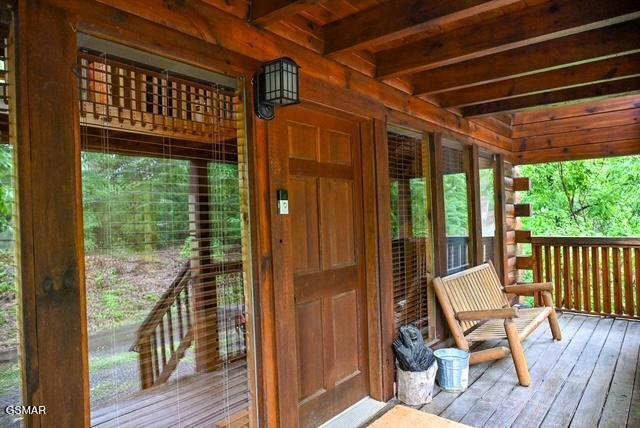 1816 N Dogwood Lane Sevierville TN 37876