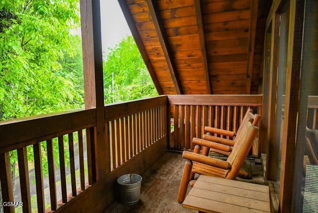 1816 N Dogwood Lane Sevierville TN 37876