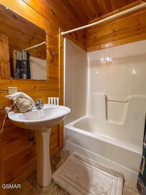 1816 N Dogwood Lane Sevierville TN 37876