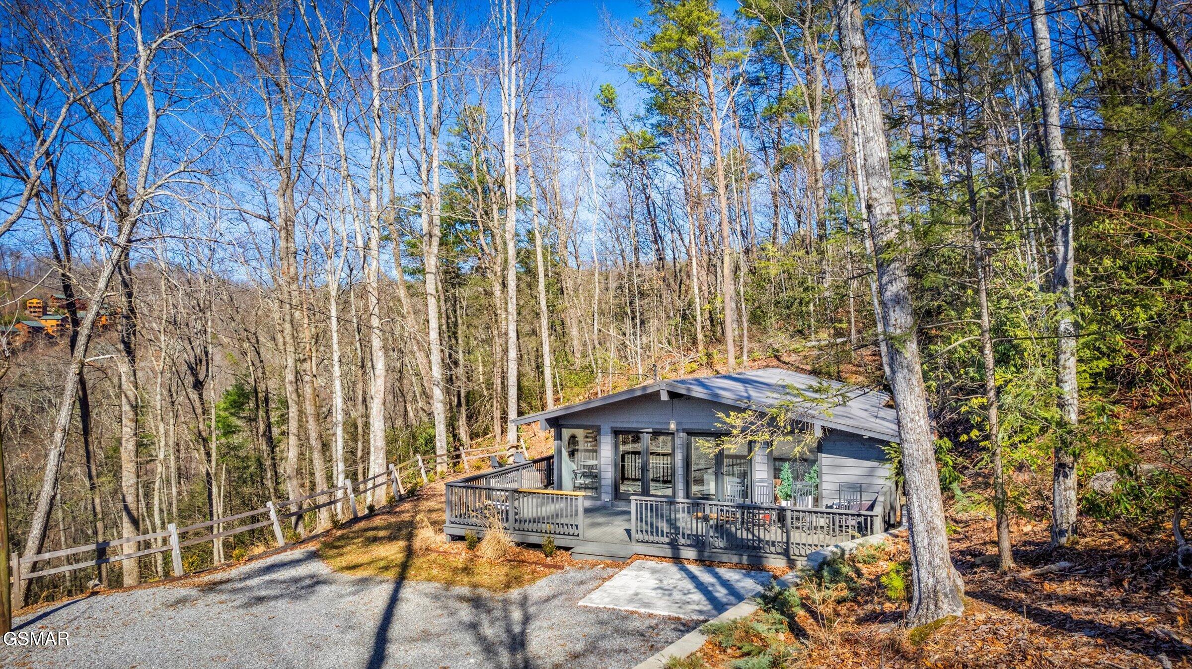 1137 Old Cartertown Road Gatlinburg TN 37738