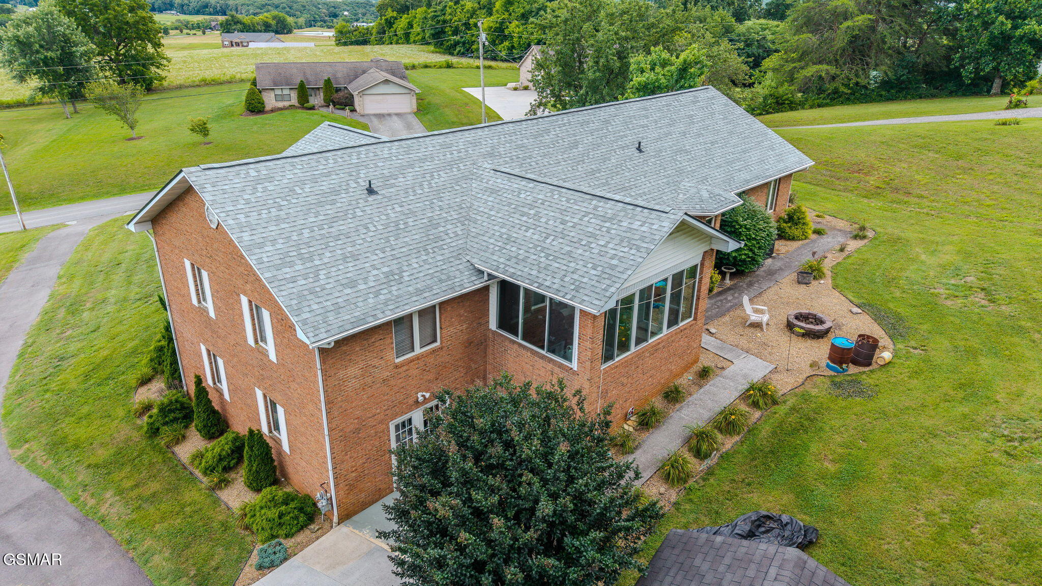 940 Hilltop Lane Kodak TN 37764